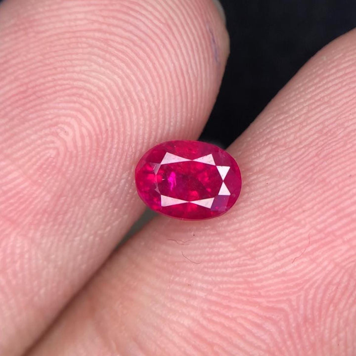 Ruby 0.90 Carat Oval Cut Loose Gemstone from Jagdalak, Afghanistan