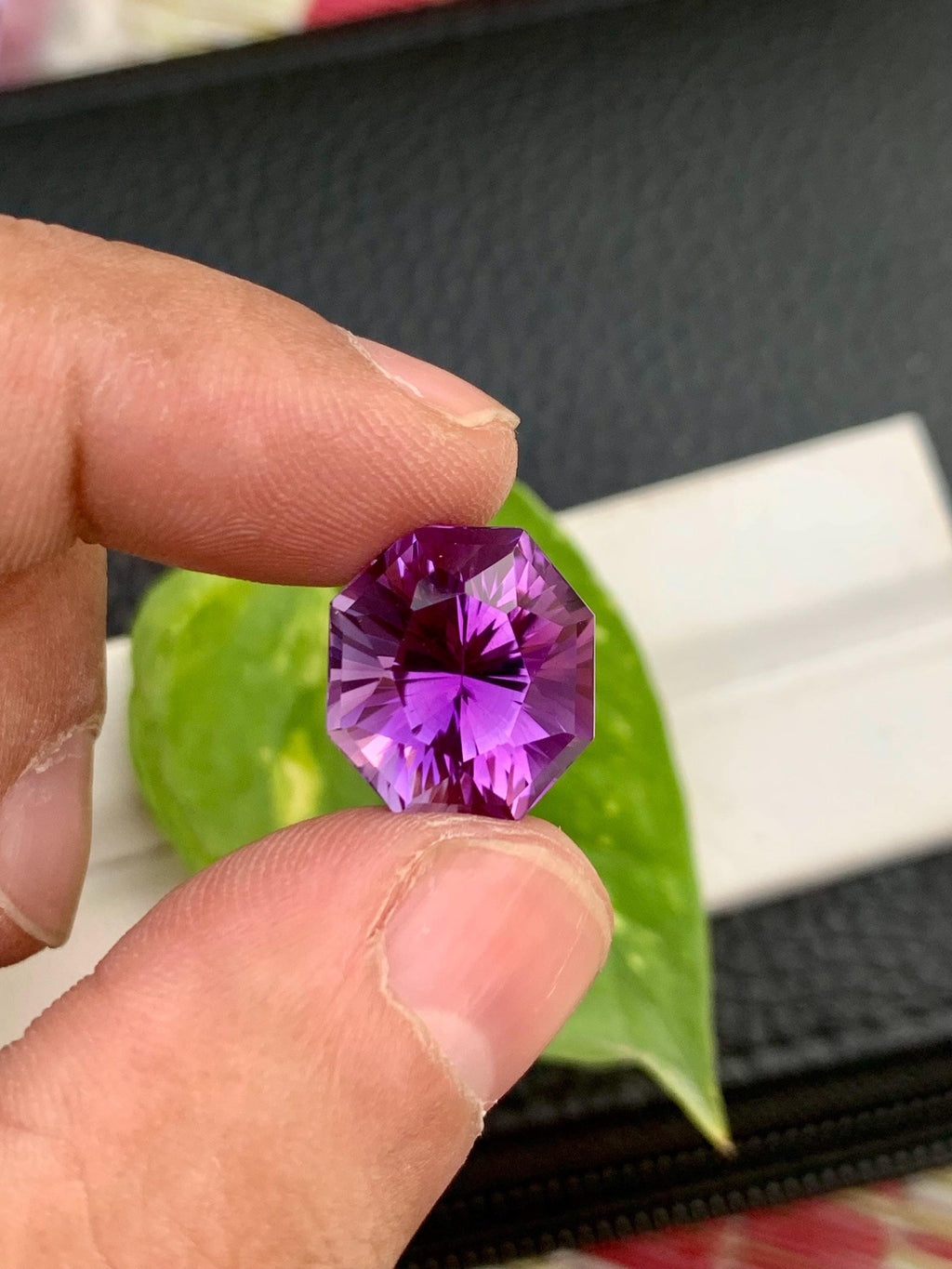 Deep Purple Amethyst Gemstone: 11.55 CT Fancy Flower Cut