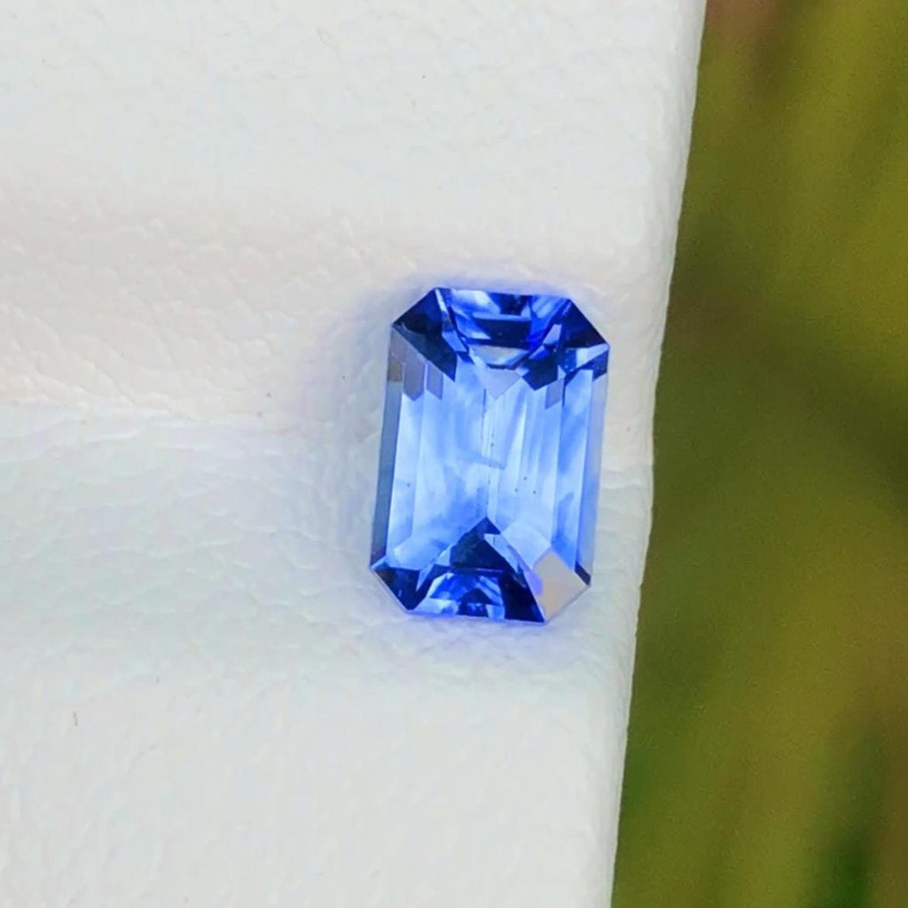 Royal Blue Sapphire 1.00ct Emerald-Octagonal Cut