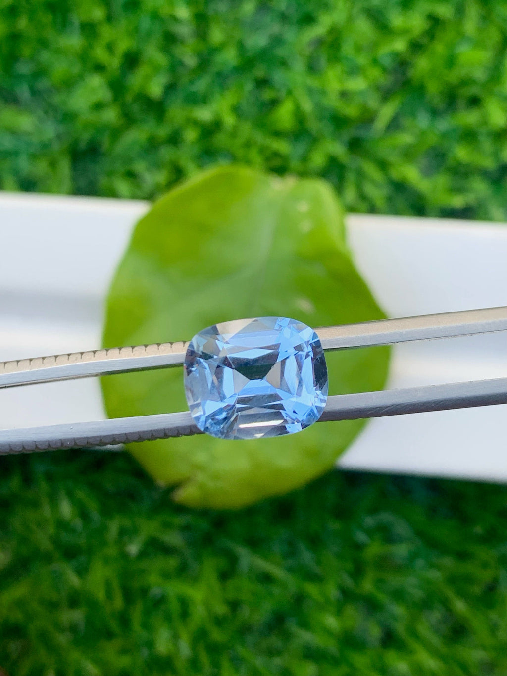 Santa Maria Aquamarine Gemstone: 3.85 CT Deep Blue Cushion Cut