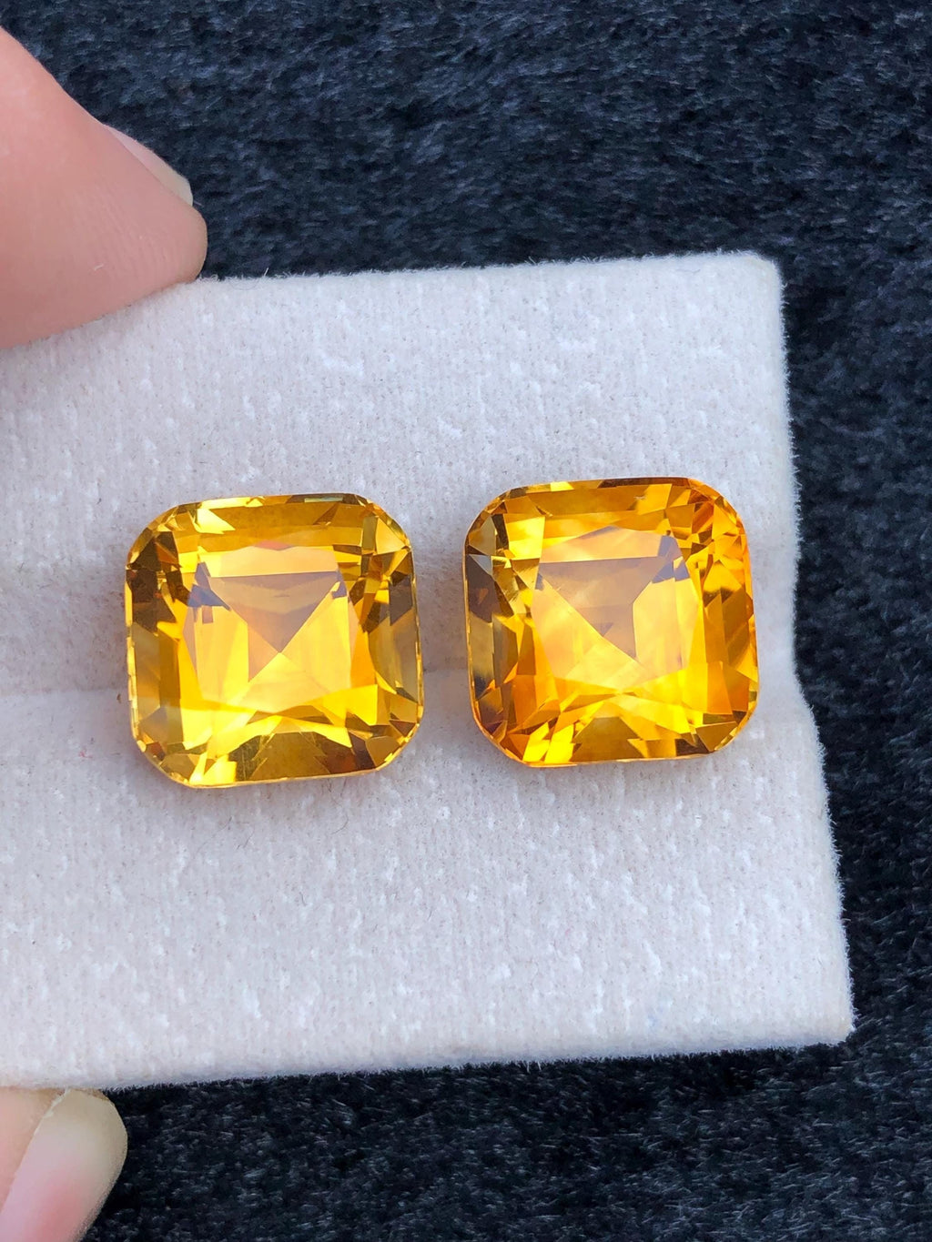 Natural Madeira Citrine Gemstone Pair: Fine Orange Vintage Stone - 15.65 Carat