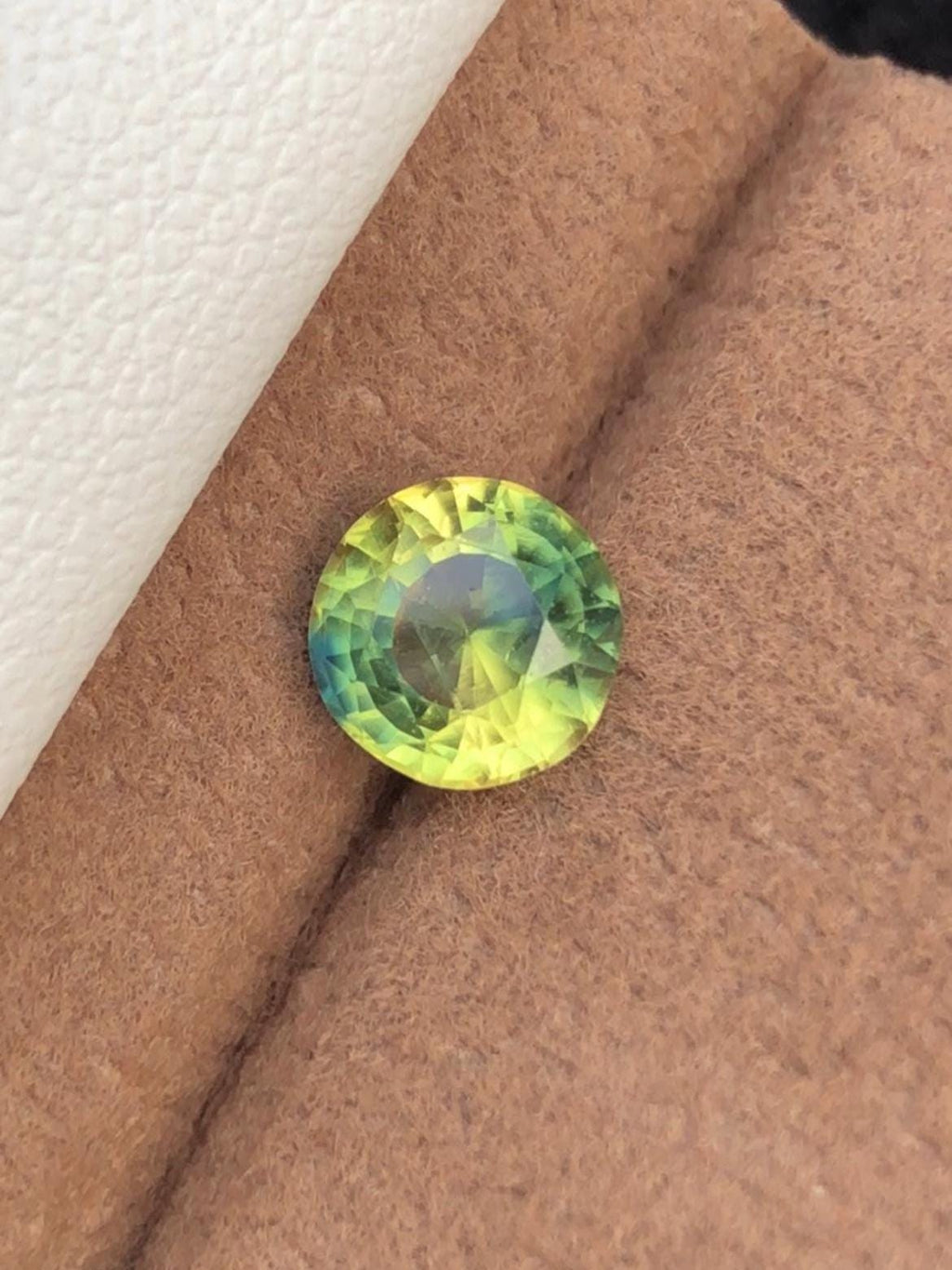Bi-Color Sapphire 1.53ct Round Cut • Yellow & Blue Party Sapphire from Madagascar With Certificate