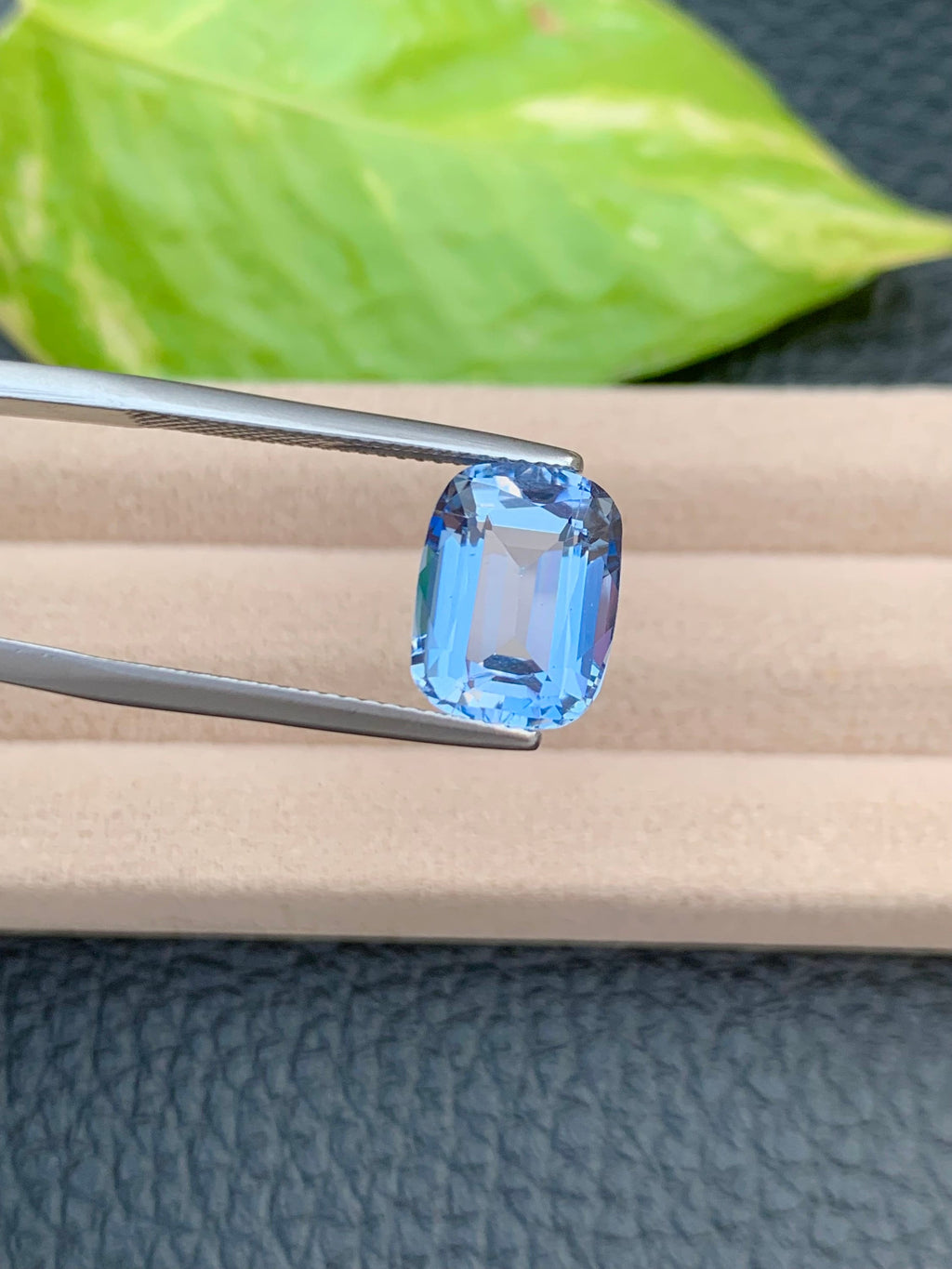 Santa Maria Blue Aquamarine: 4.50 CT VVS Cushion Cut Gemstone
