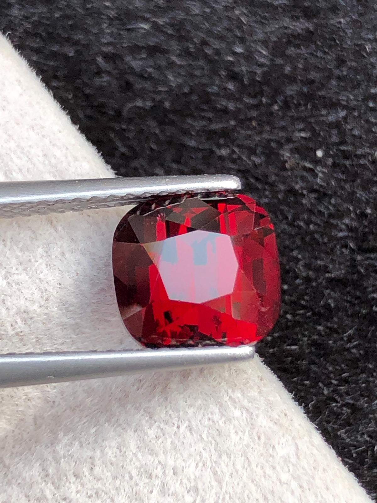 Rhodolite Garnet 3.98ct Cushion Cut Raspberry Pink from Tanzania