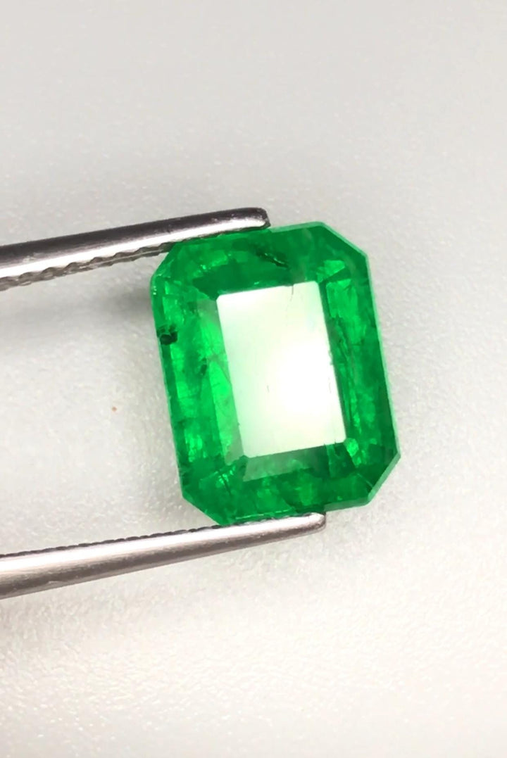 Vibrant Green 4.35 Cts Natural Emerald from Zambian Mines,Octagon Cut Gem