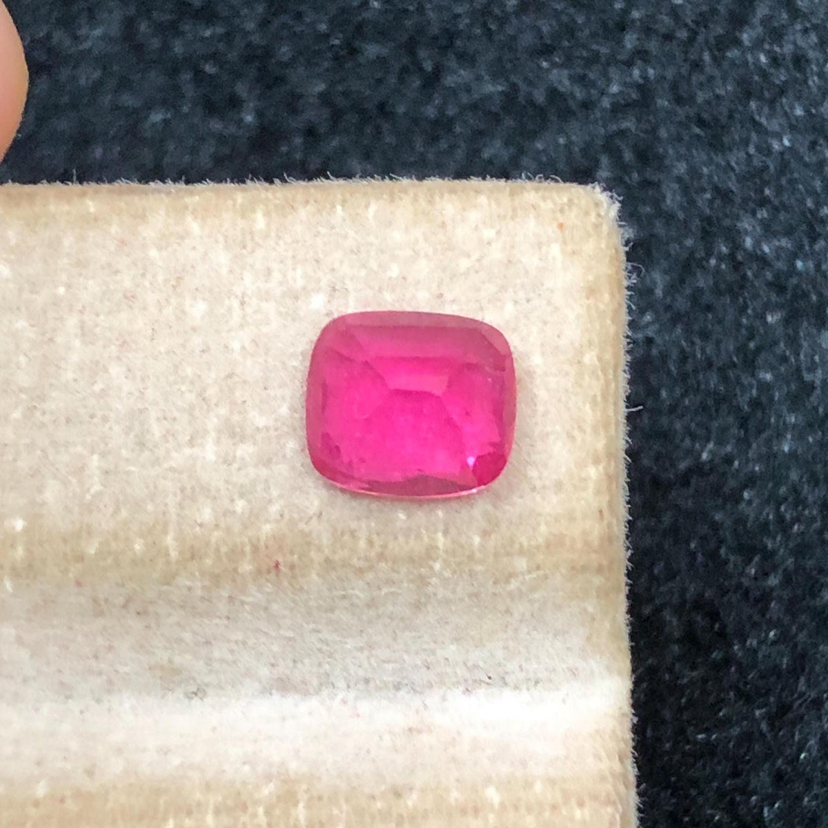 Rubellite 1.00ct Cushion Cut Neon Pink — Afghanistan