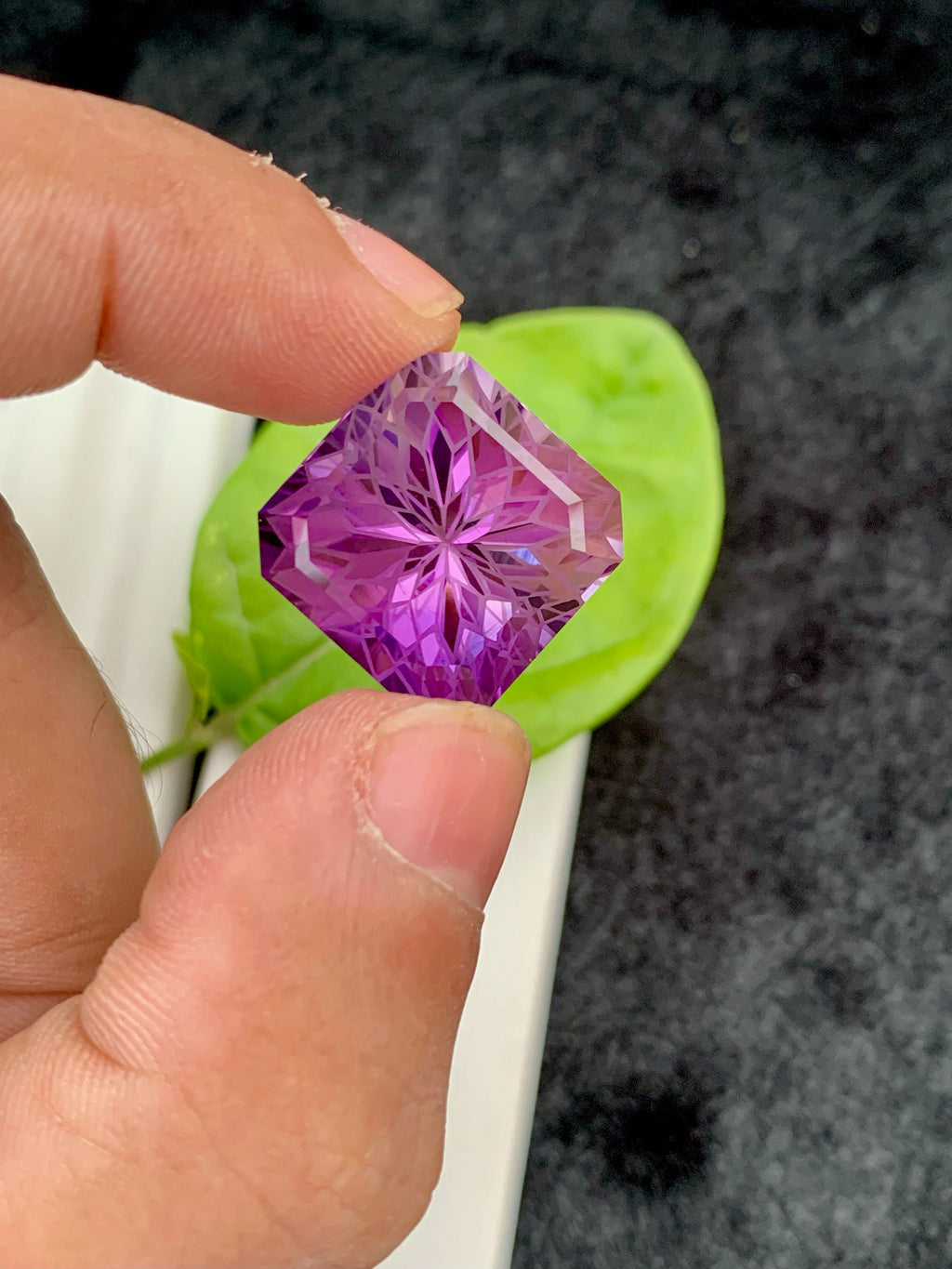 Deep Purple Amethyst Stone: 28.90 CTS, Square Asscher Cut Gem