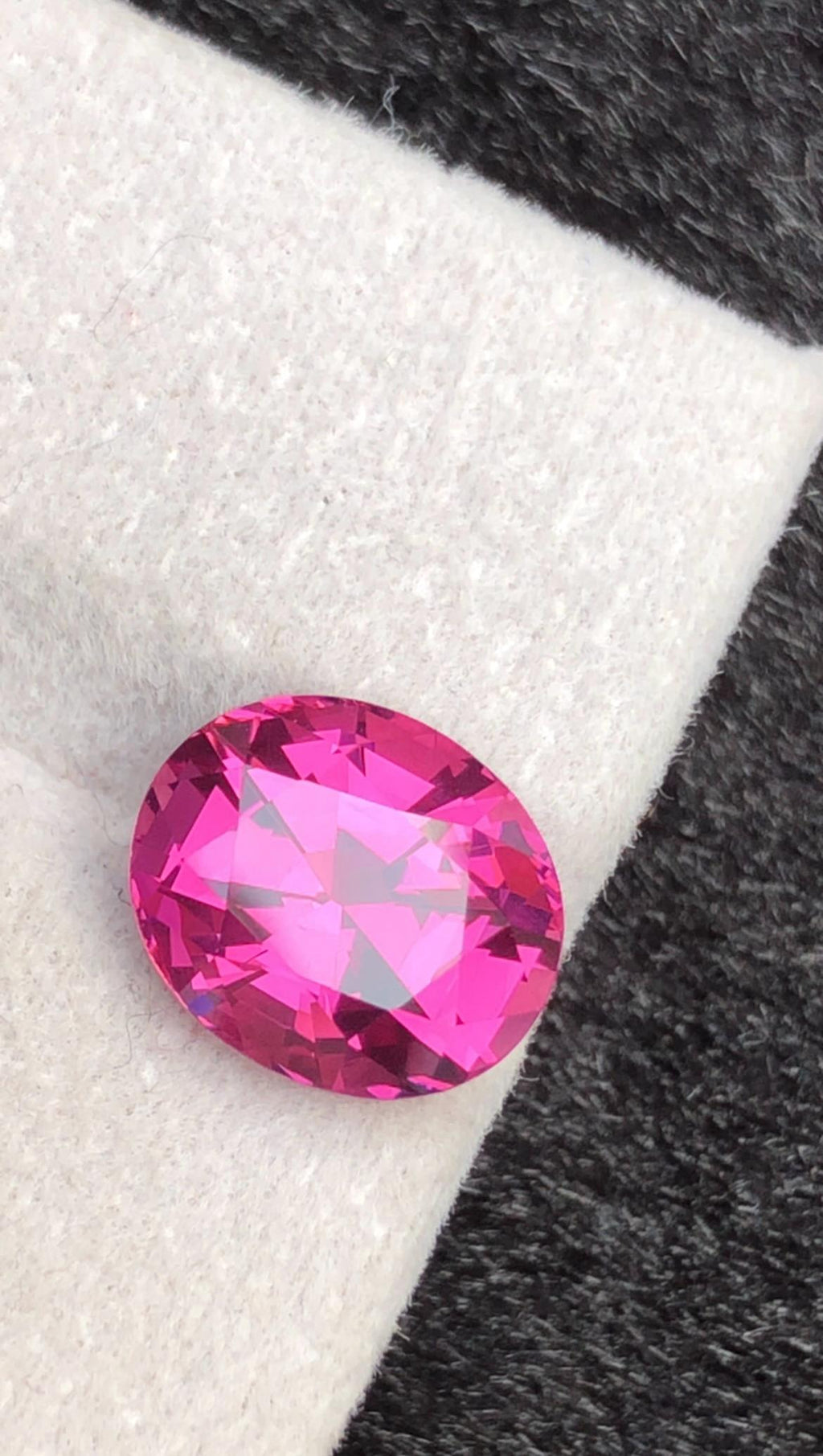 Purple Rhodolite Garnet 4.26ct Oval Cut – Raspberry-Tone Tanzanian Gemstone