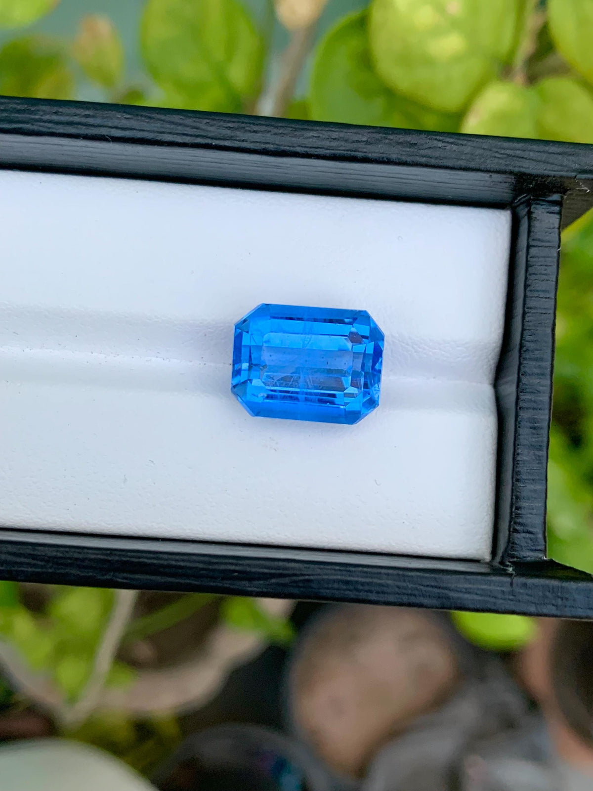 Santa Maria Aquamarine Beryl Gemstone: Emerald Cut Crystal Blue (15|12|10 MM)