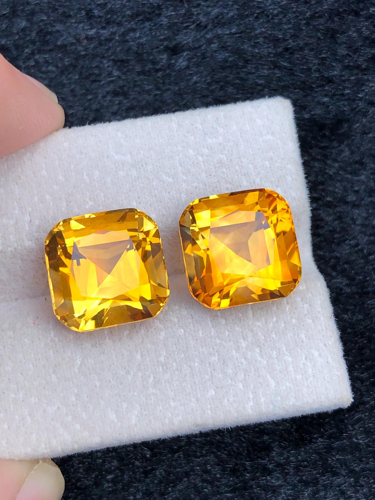 Natural Madeira Citrine Gemstone Pair: Fine Orange Vintage Stone - 15.65 Carat