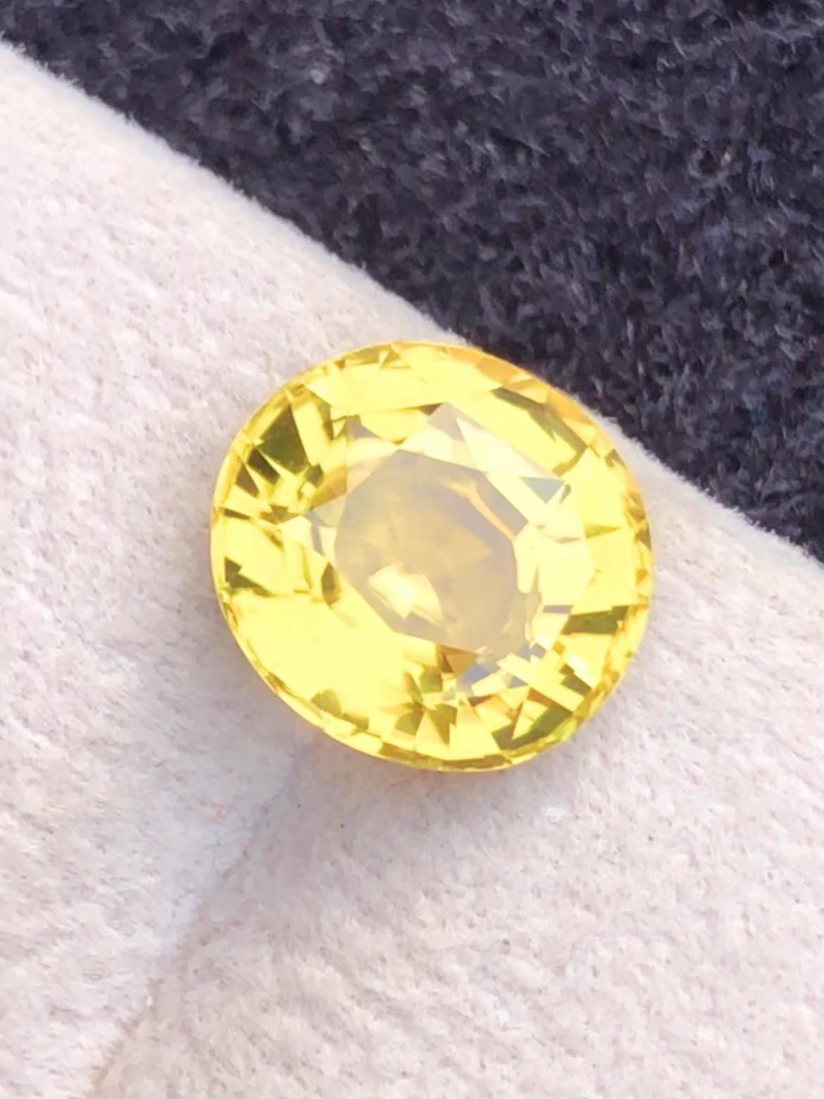 Natural Sinhalite 4.00 Oval Faceted Cut – Certified Ceylon Certified Gemstone