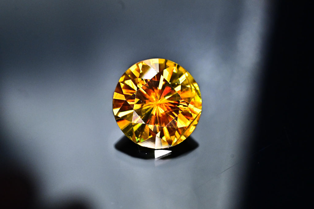 Round Cut Sphene Gemstone: 5.40 CT Natural Titanite Stone