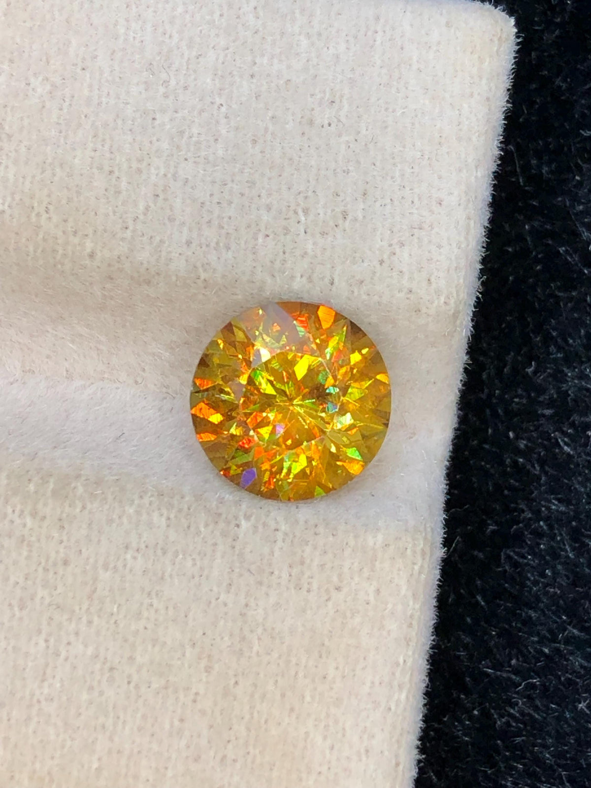Natural Fire Sphene Gemstone: Round Cut, 2.00 CT, Pakistan Origin