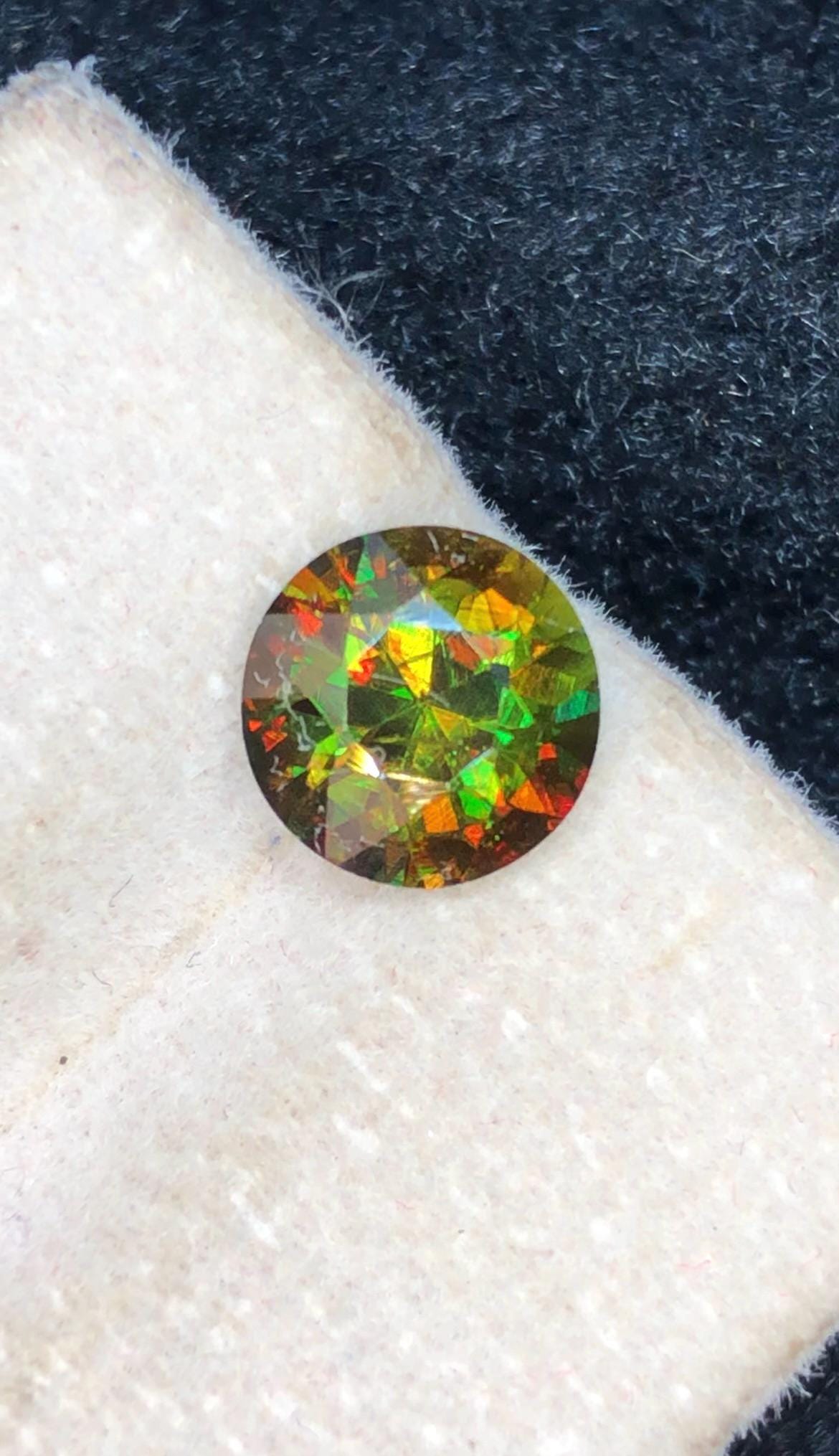 Chrome Sphene 2.10ct Round Cut – Skardu Pakistan • Full Fire