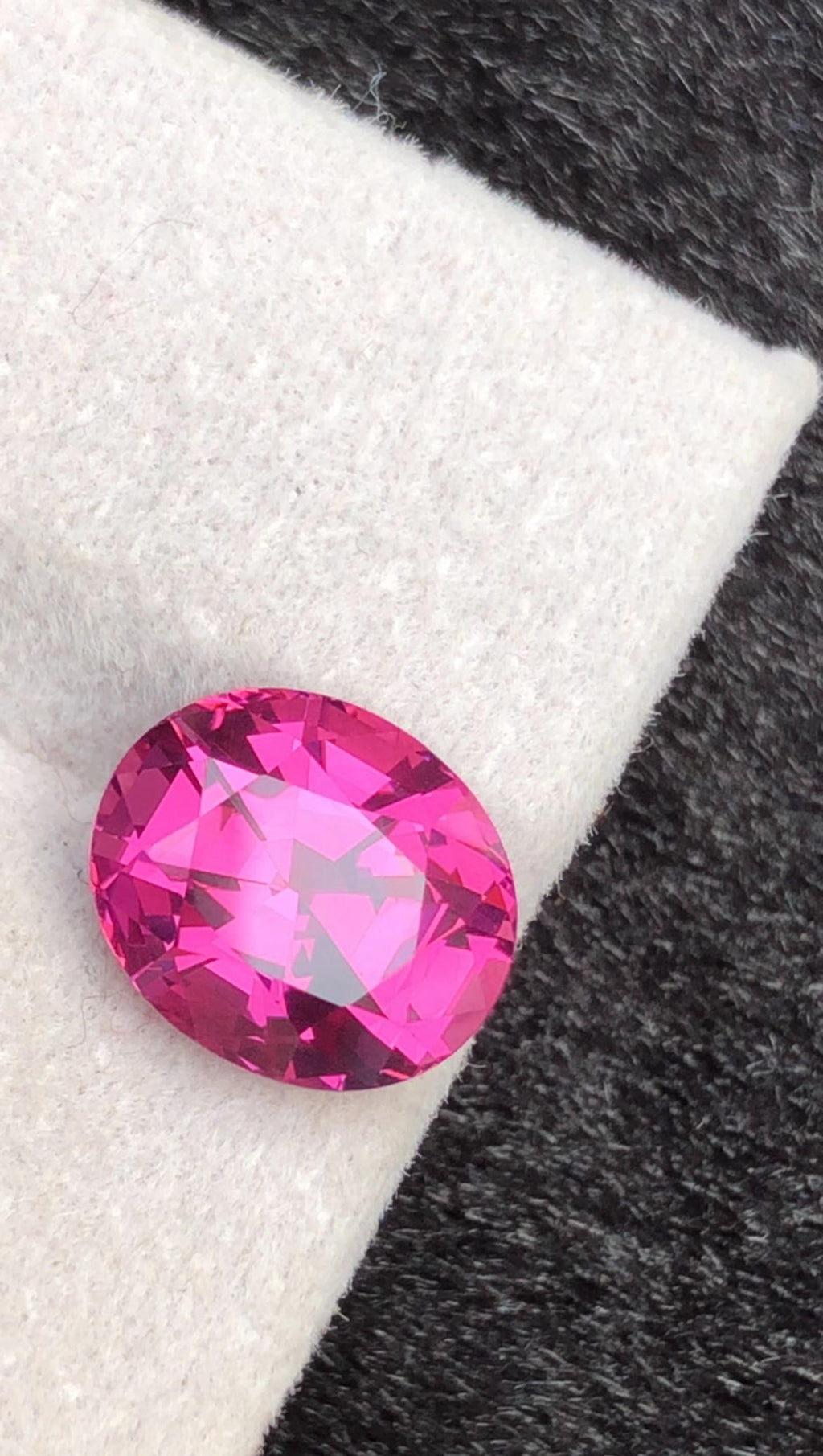 Purple Rhodolite Garnet 4.26ct Oval Cut – Raspberry-Tone Tanzanian Gemstone