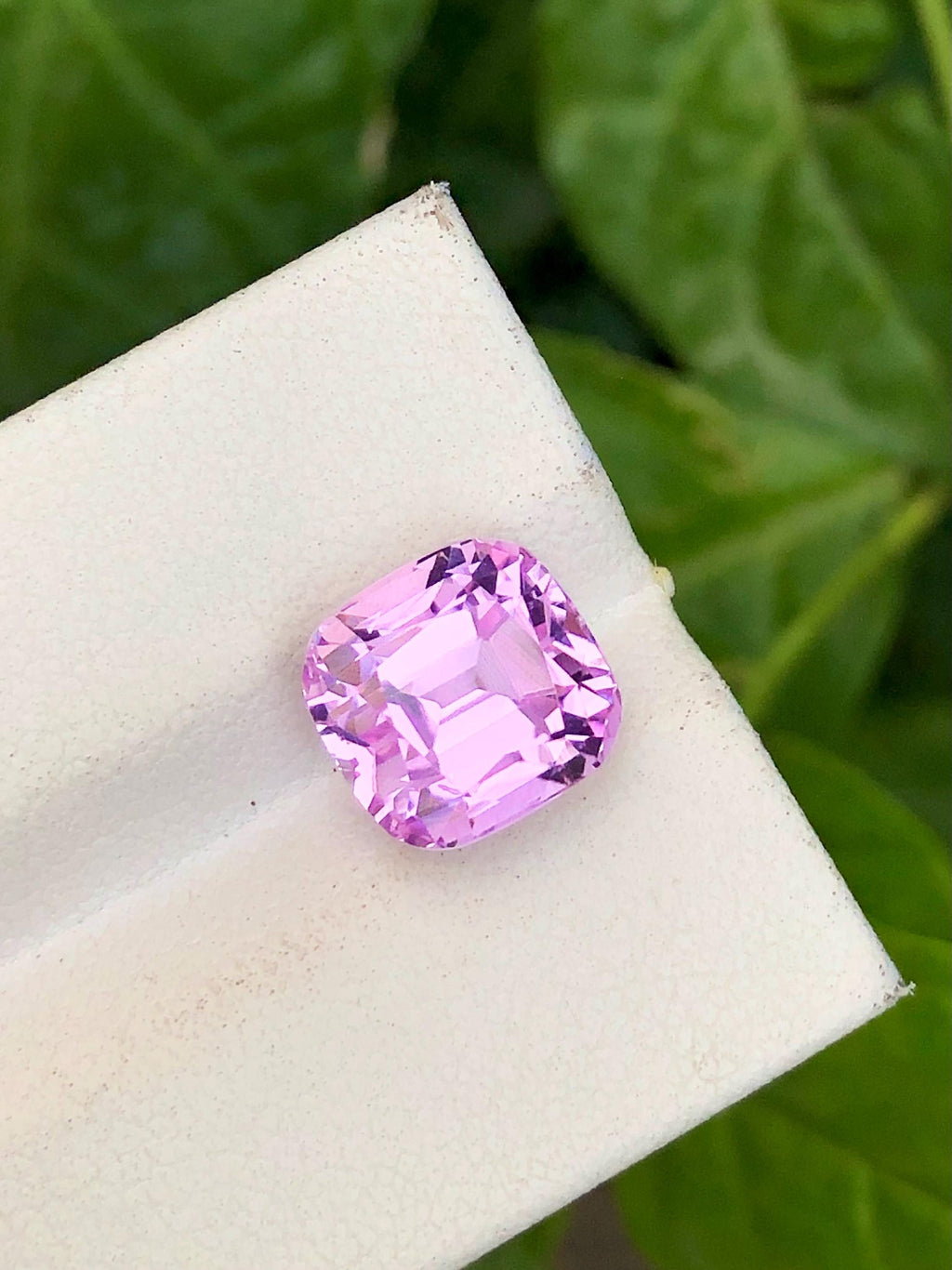 Pink Kunzite 6.50ct Cushion Cut Gemstone from Afghanistan – Elegant Blush-Toned Collector’s Stone