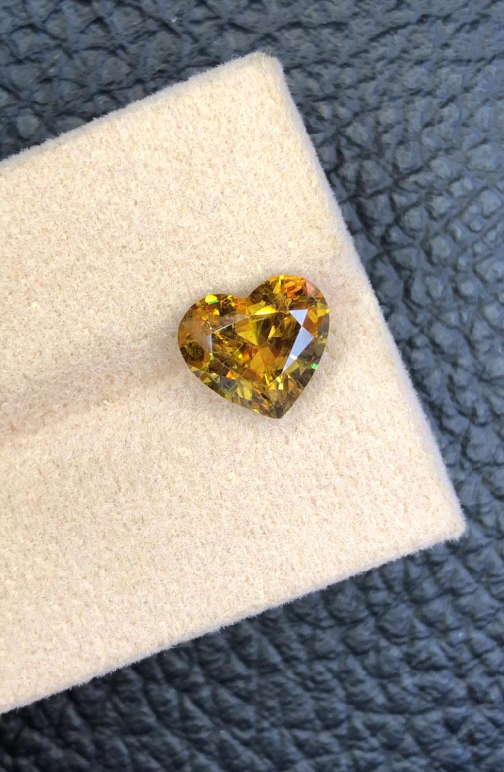 Natural Heart Cut Sphene Gemstone: 2.90 CT Fire Titanite