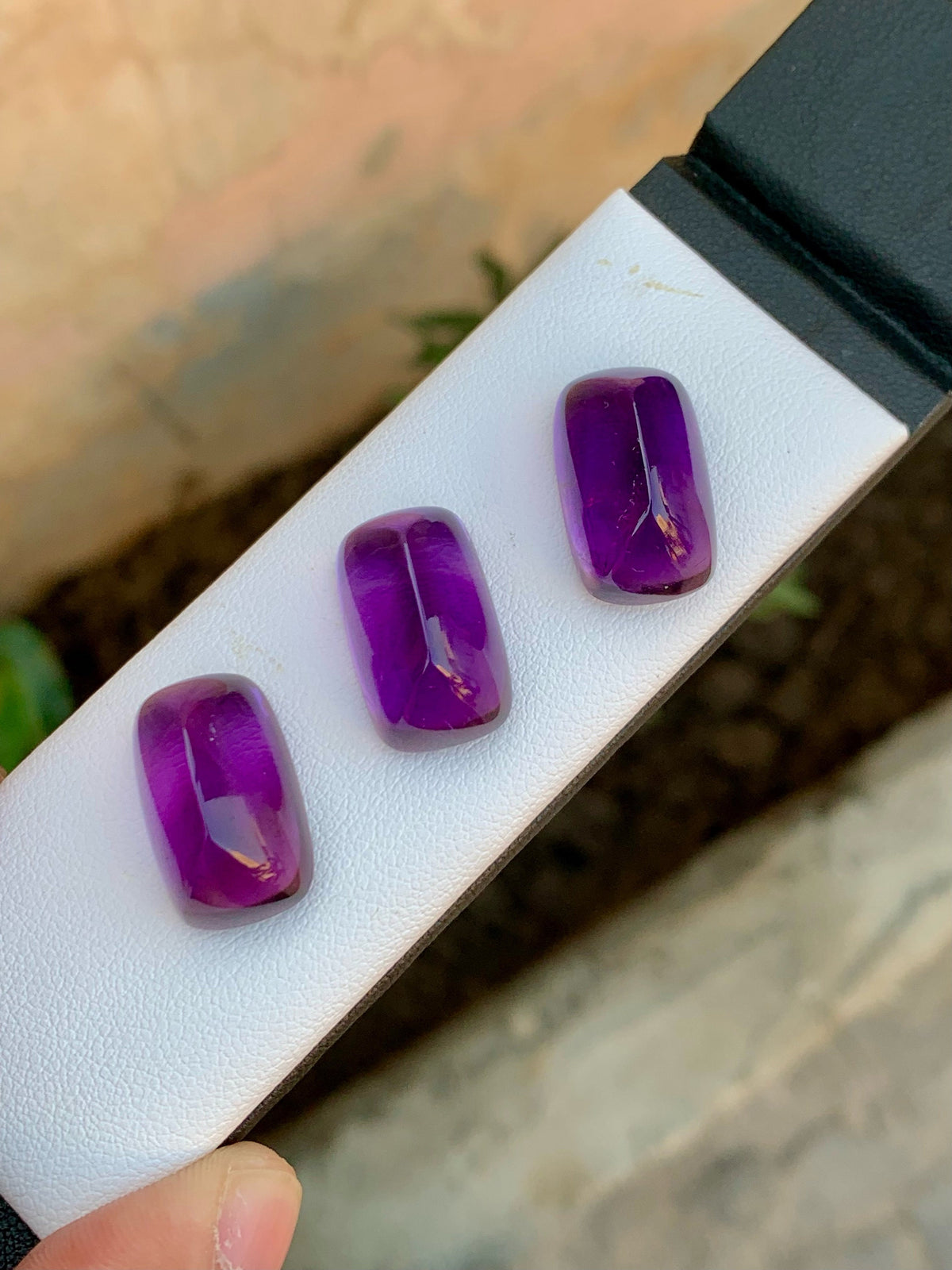 Deep Purple Amethyst Sugarloaf Cabochon Lot: 55.00 Carat Gem