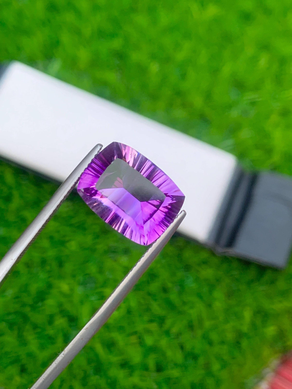 Light Purple Amethyst Gemstone: Flawless Cushion Cut, 8.75 CT