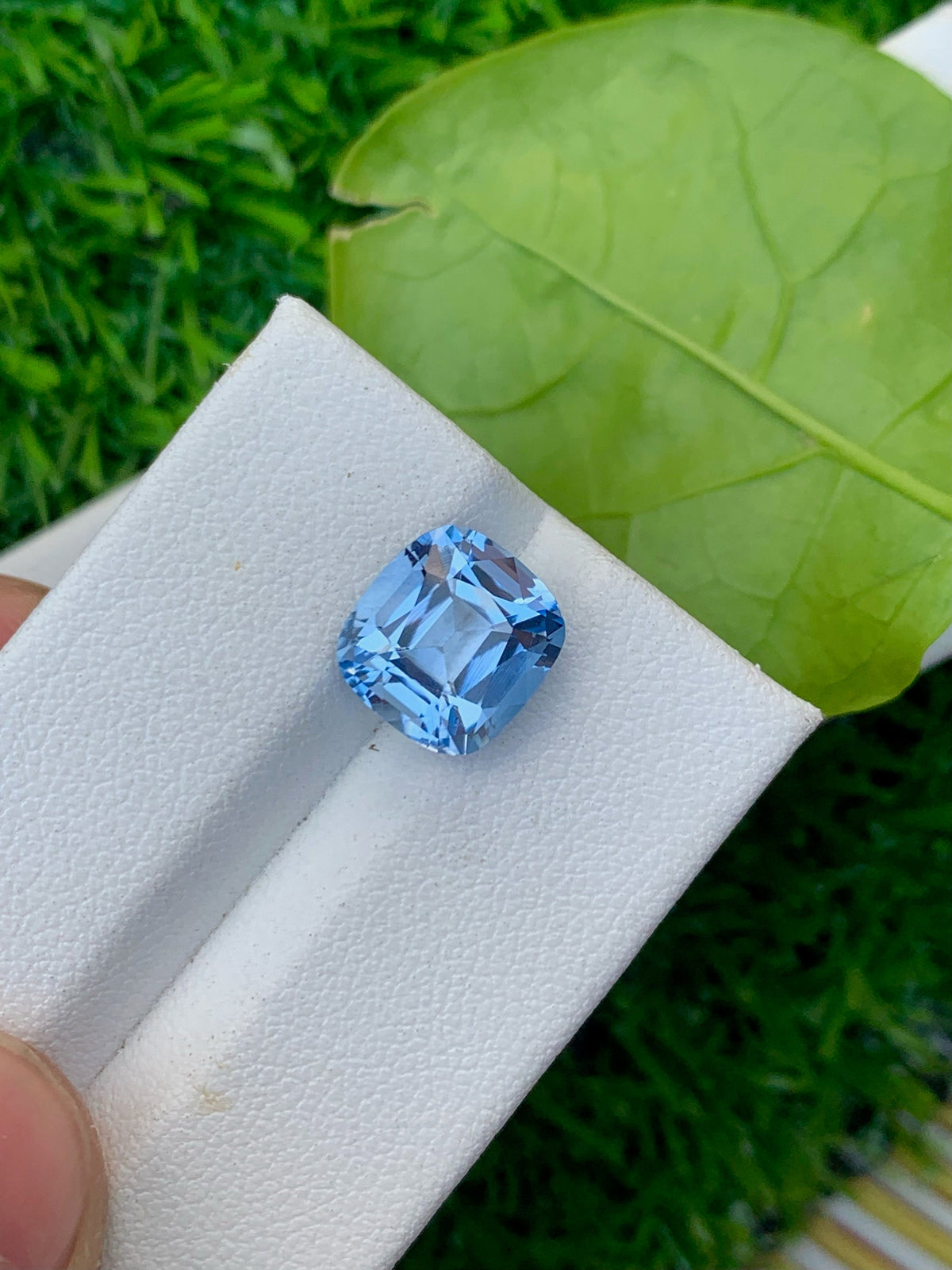 Santa Maria Aquamarine Gemstone: 3.60 CT Deep Blue Cushion Cut