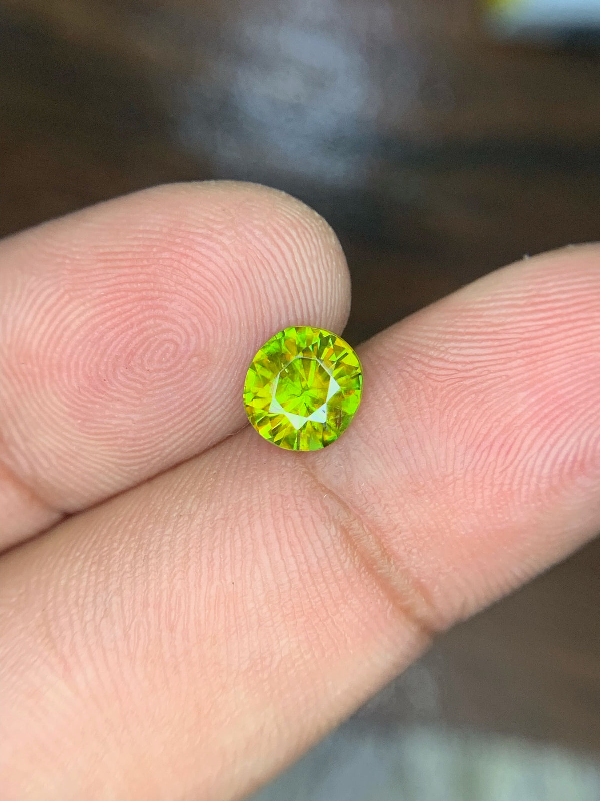 AAA Fire Sphene Gemstone: Natural Round Cut Titanite (1.05 CT)