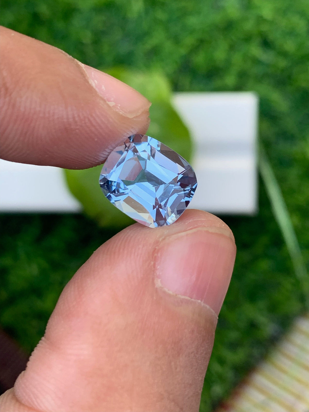Santa Maria Aquamarine Gemstone: 3.85 CT Deep Blue Cushion Cut