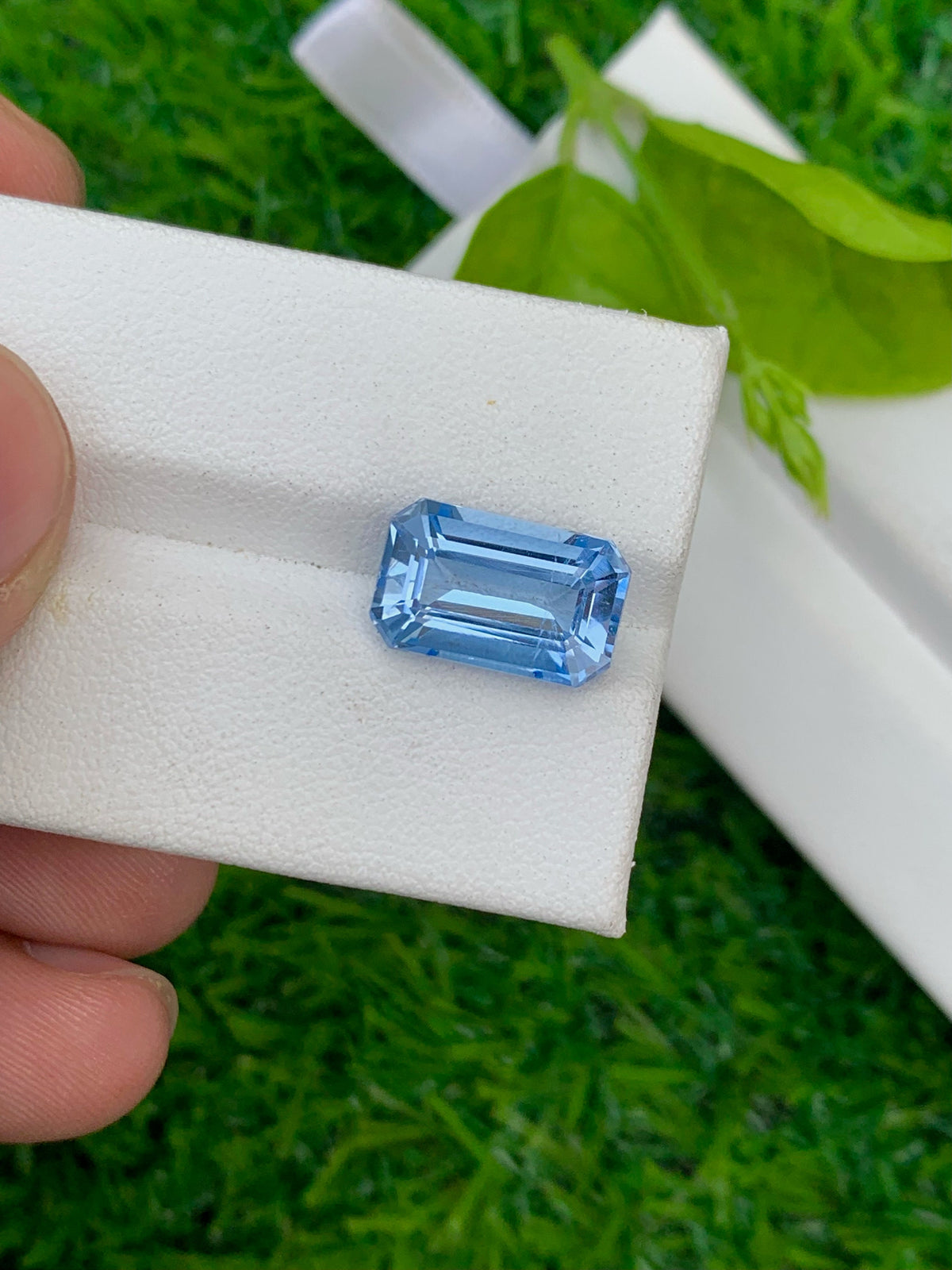Santa Maria Aquamarine Gemstone: 4.80 CT Emerald Cut Ring Stone