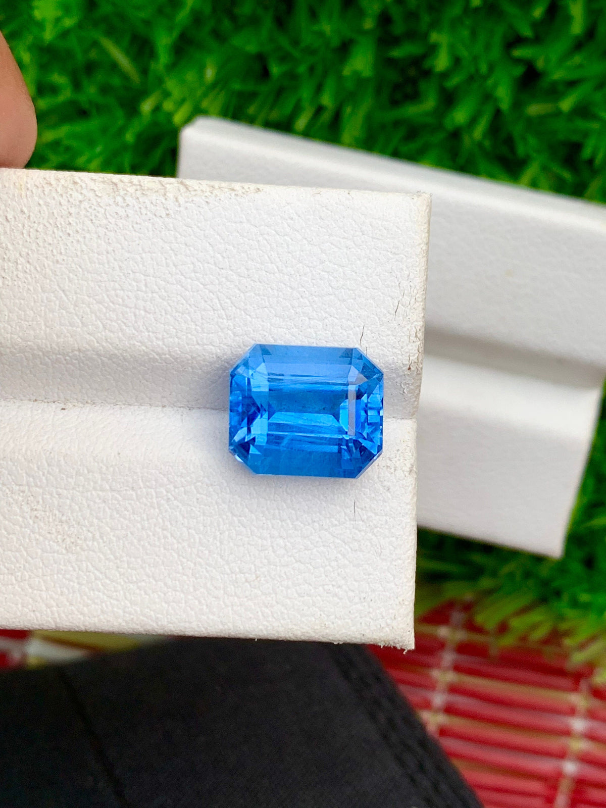 Deep Blue Aquamarine Loose Gemstone: Emerald Cut, 4.80 Carats