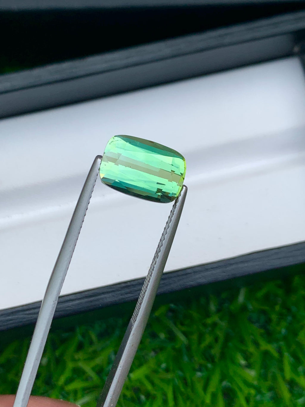 Lime Green Tourmaline Gemstone: 4.95 CT Faceted Cushion Cut