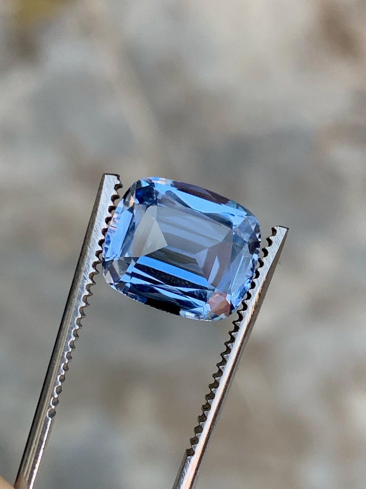 Santa Maria Blue Aquamarine Gemstone: Faceted Cushion Cut, 3.95 Carats