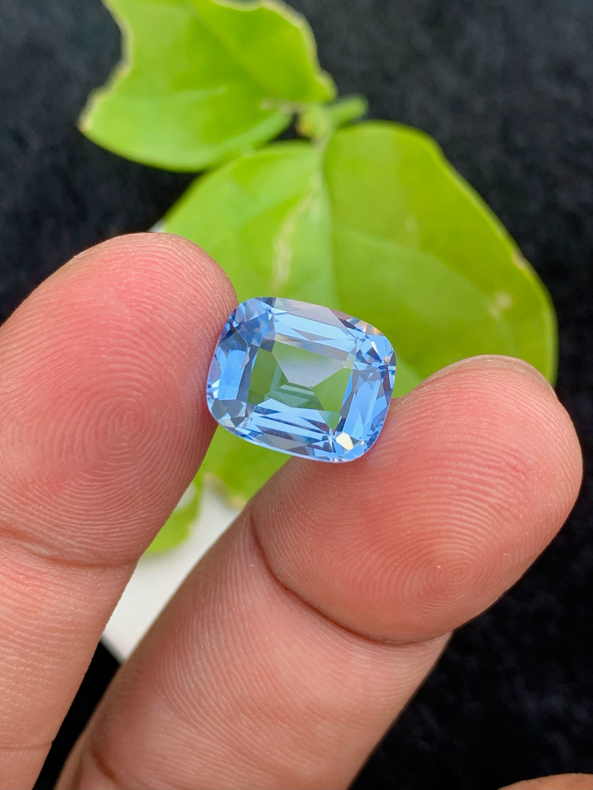 Santa Maria Aquamarine Gemstone: 4.55 CT Deep Blue Cushion Cut