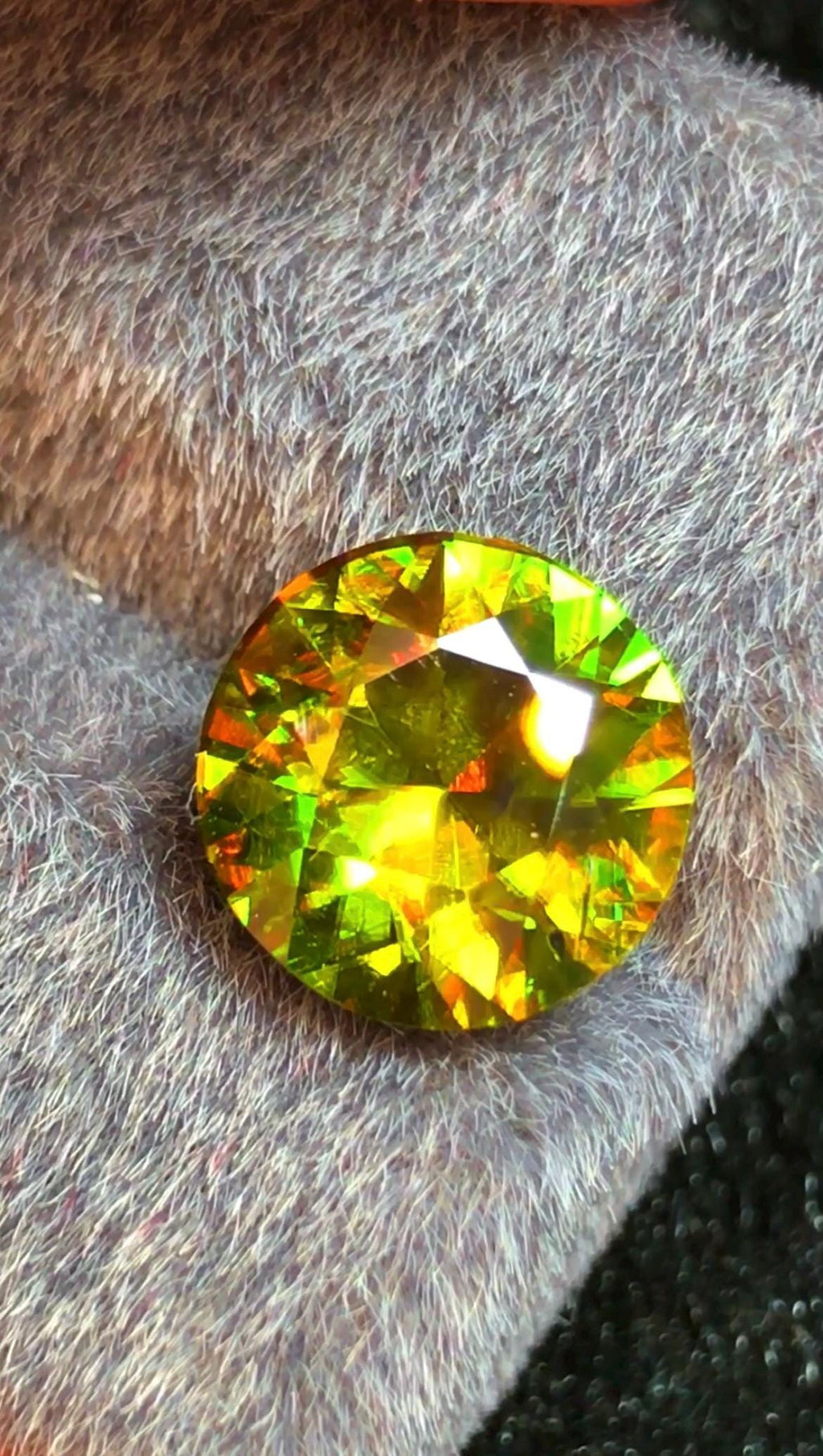 Green Sphene 4.20 ct Round Cut Green Gemstone from Skardu Pakistan