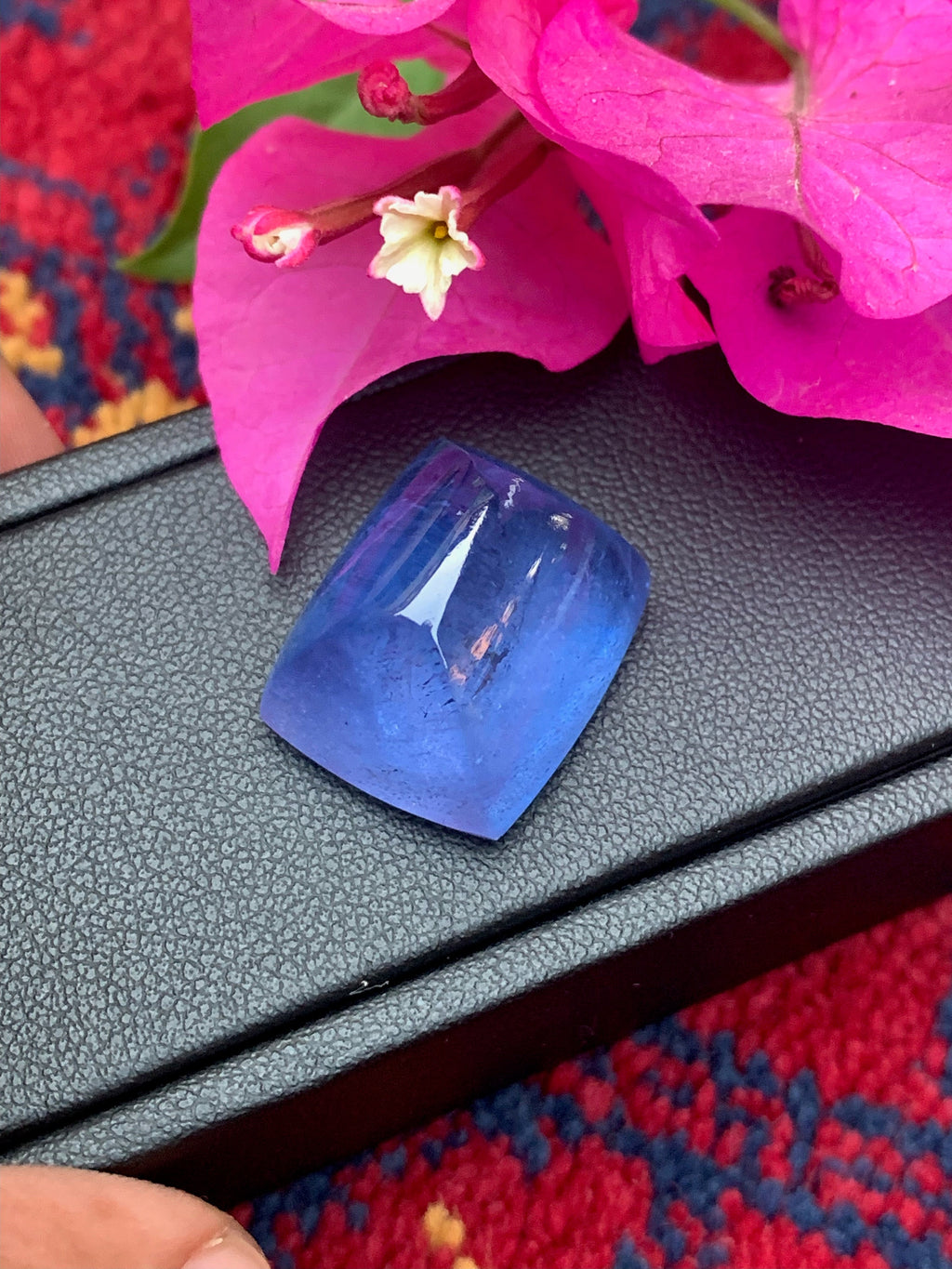 Santa Maria Aquamarine Cabochon: 33.25 Carat Sugarloaf Gem