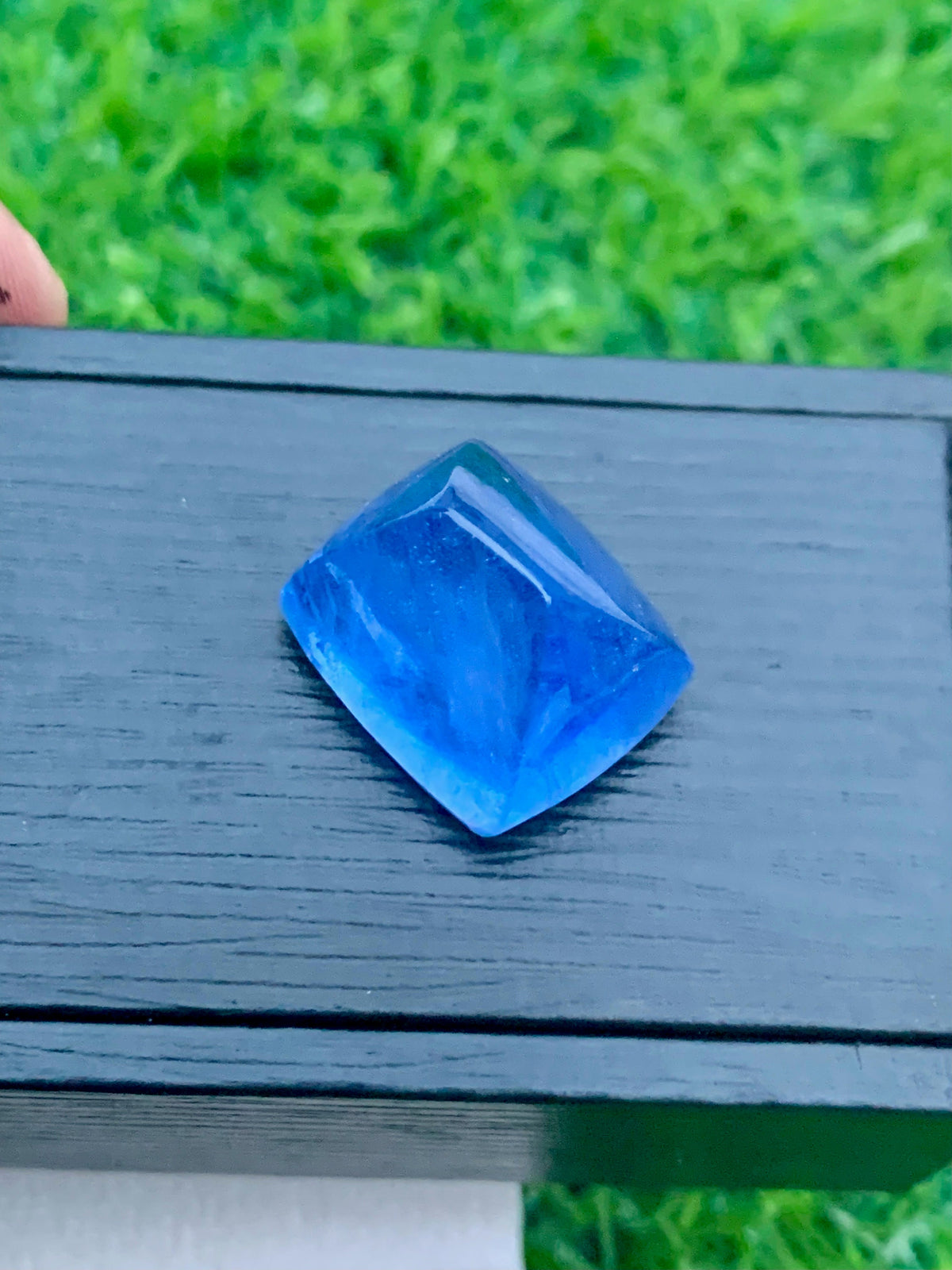 Santa Maria Aquamarine Cabochon: Deep Blue Gemstone, 33.85 CT