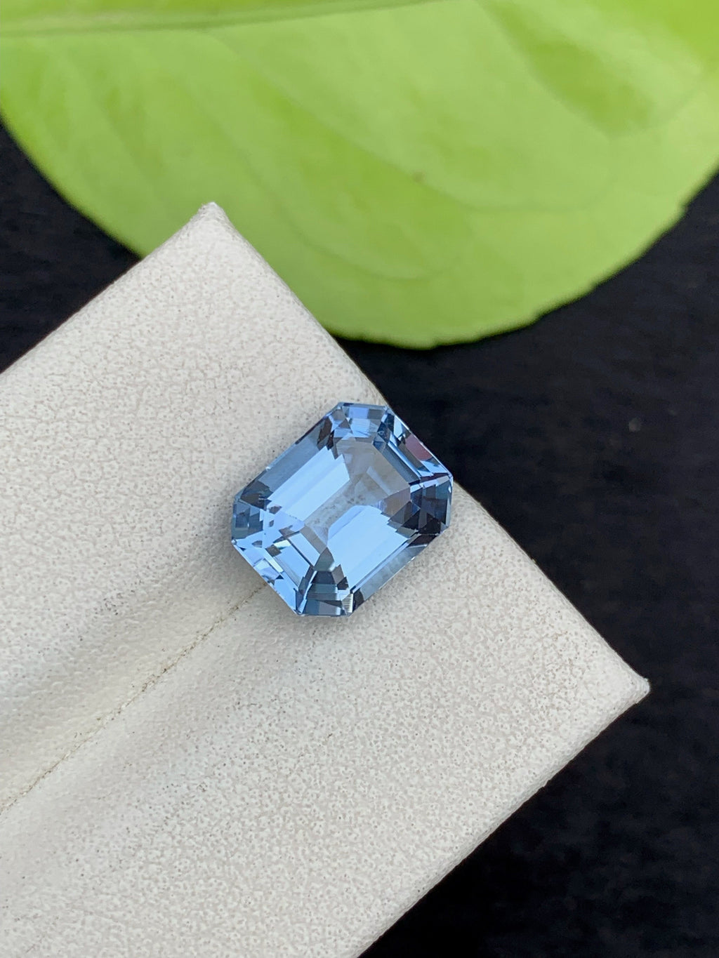 Santa Maria Blue Aquamarine Gemstone: Emerald Cut, 2.25 Carats
