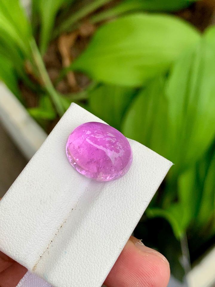 Natural Deep Pink Kunzite Cabochon – 22.65 Carat Oval shape