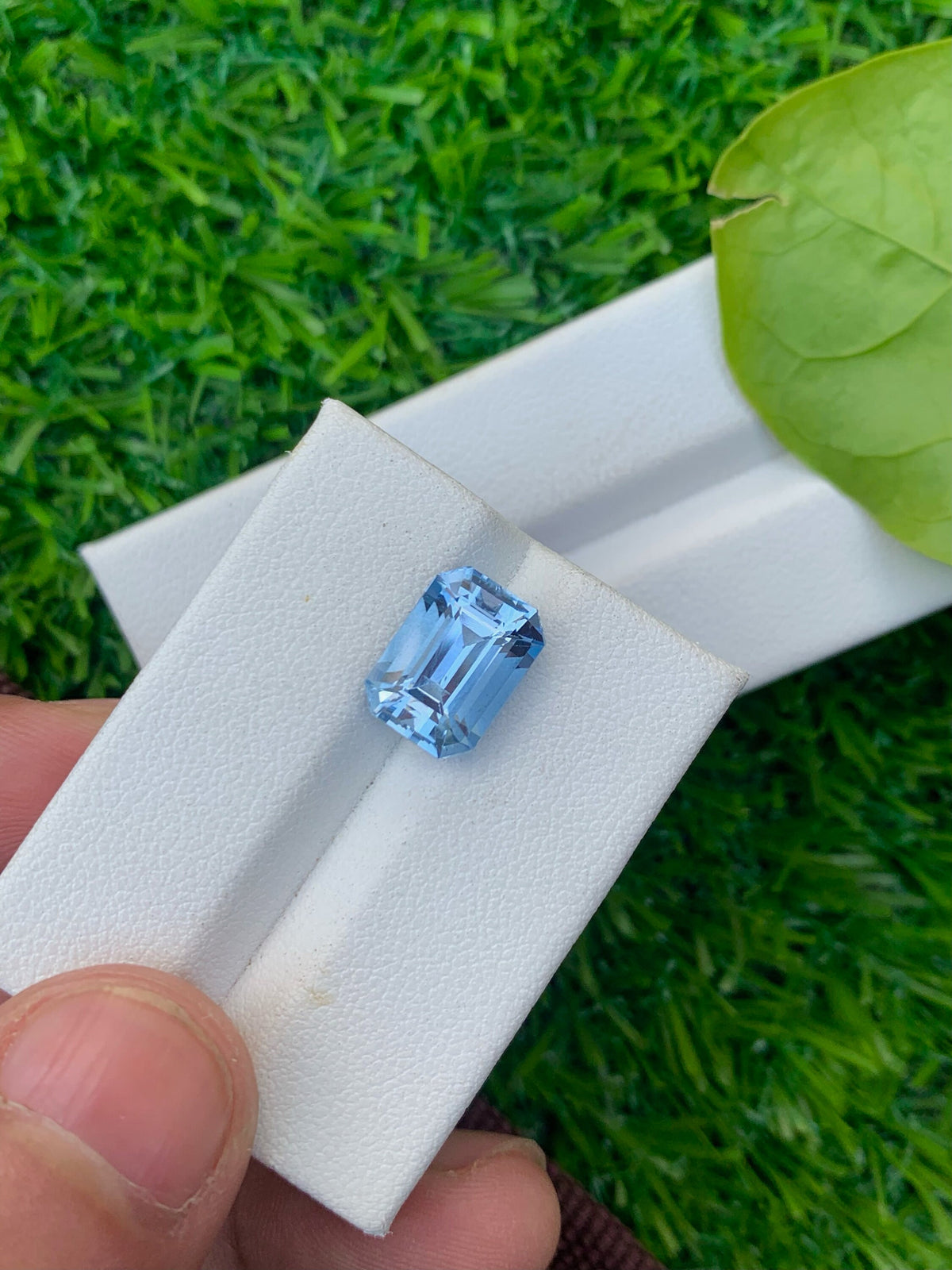 Santa Maria Aquamarine Stone: 4.10 CT Emerald Cut Loose Gemstone