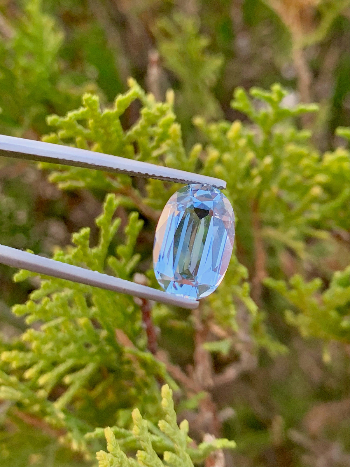 Santa Maria Blue Aquamarine Gemstone: 4.40 CT Brazilian Oval Cut