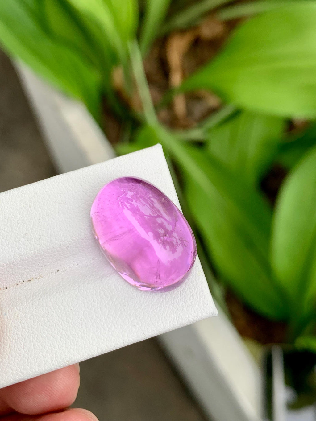 Natural Deep Pink Kunzite Cabochon – 31.45 Carat oval cut