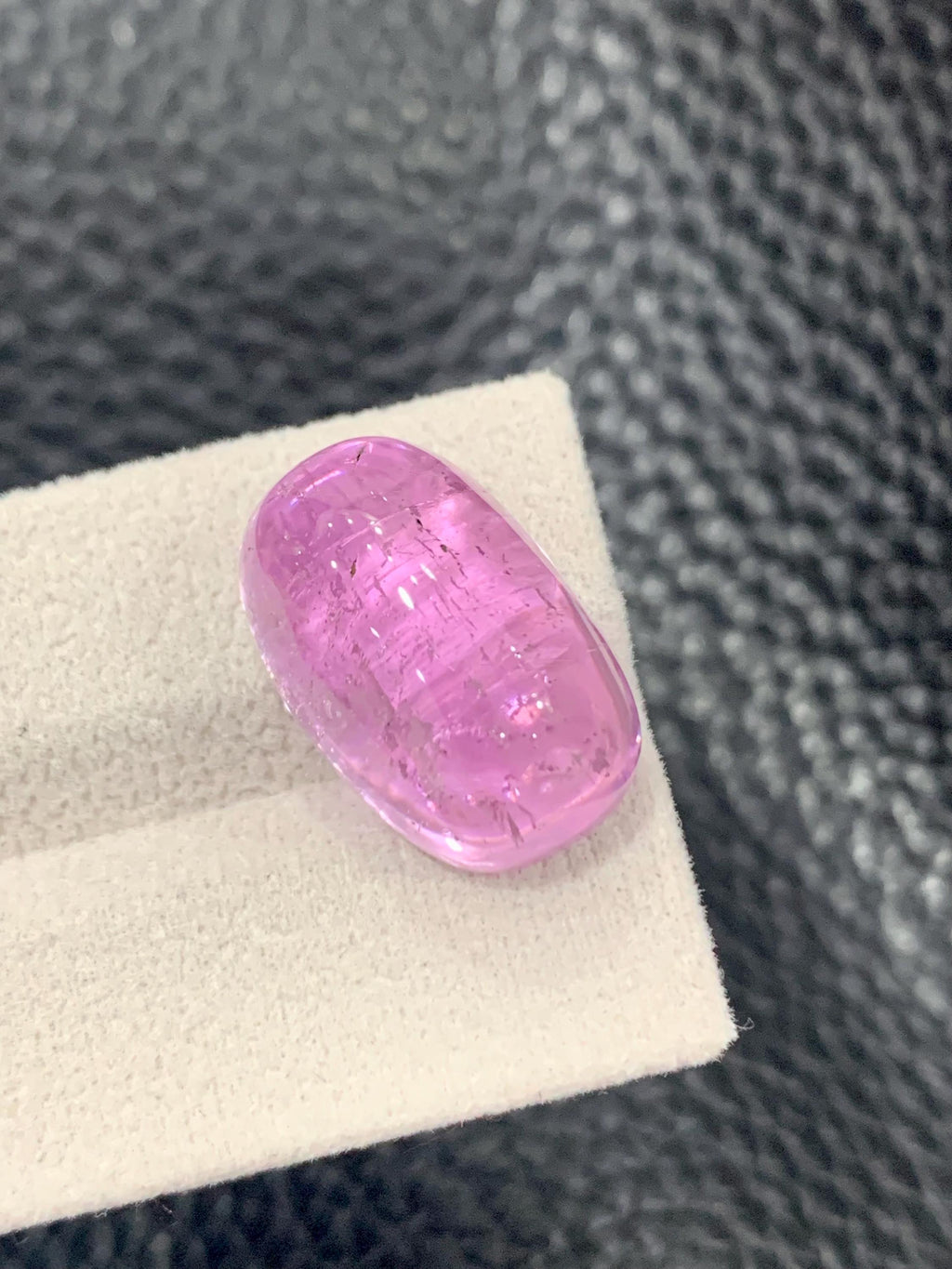 Pink Kunzite 26.30ct Cabochon – Elegant Large Collector’s Stone