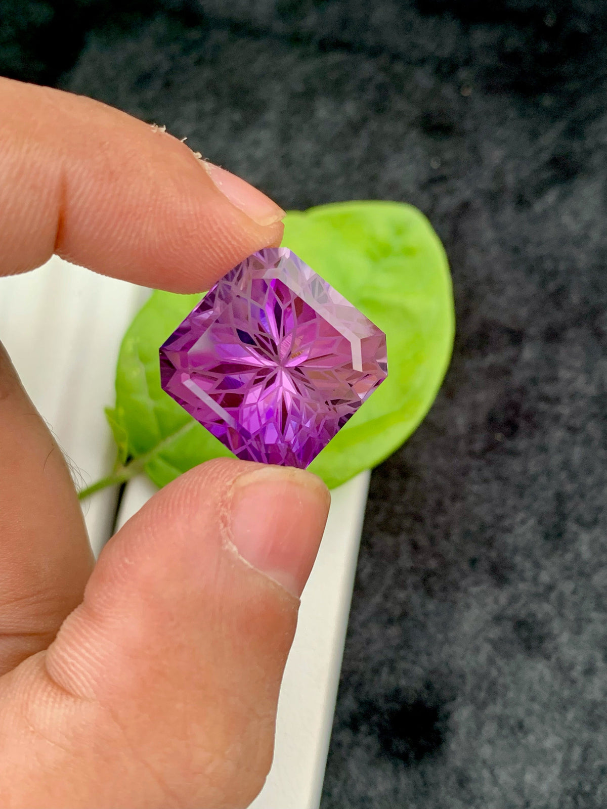 Deep Purple Amethyst Stone: 28.90 CTS, Square Asscher Cut Gem