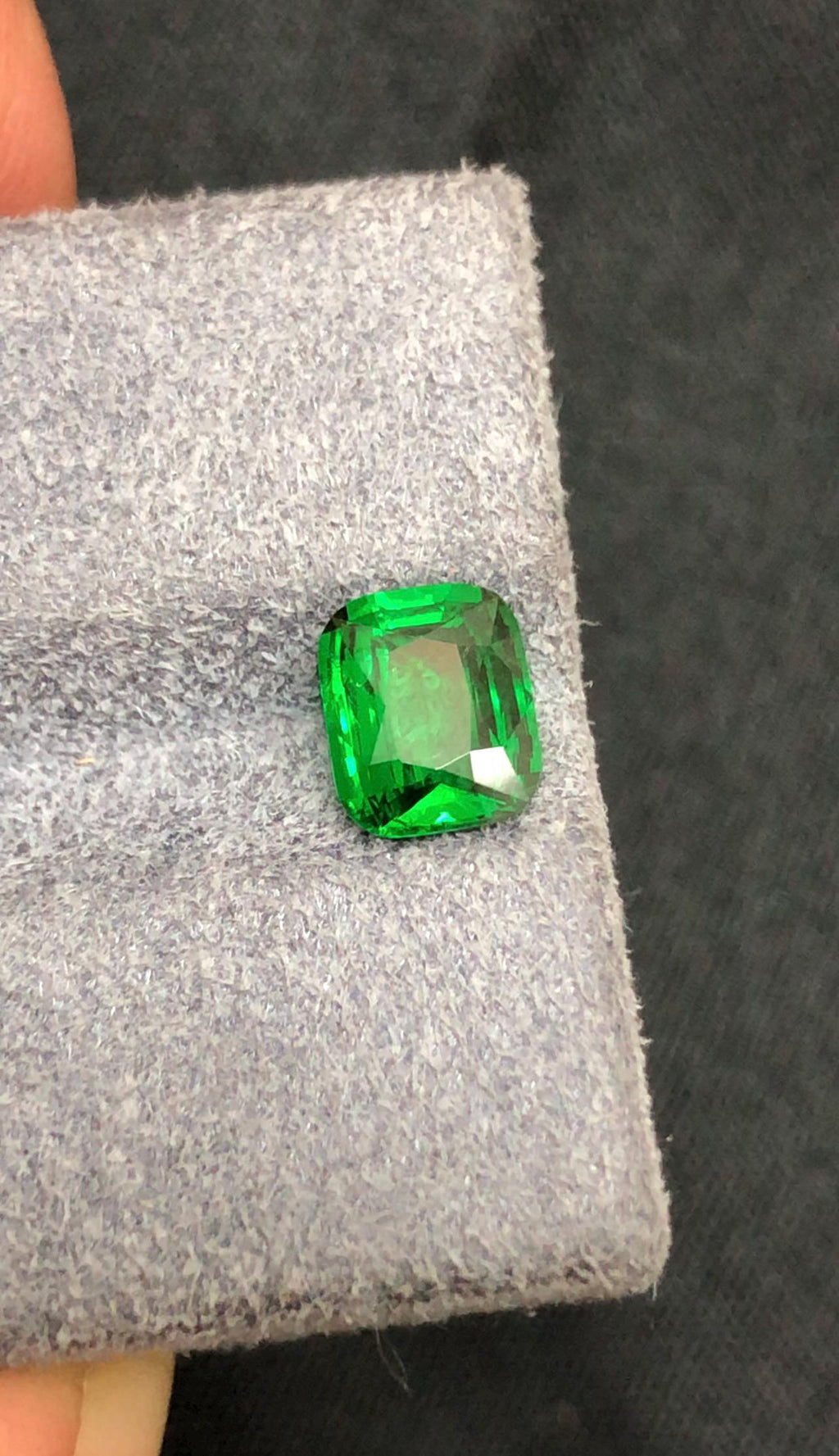 Tsavorite Garnet 1ct Cushion Cut Green Gemstone Tanzania Fine Collector Stone