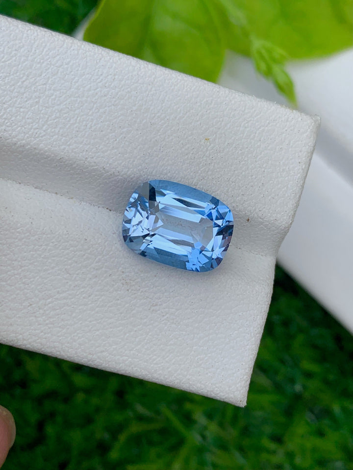 Santa Maria Aquamarine Gemstone: 4.00 CT Deep Blue Cushion Cut