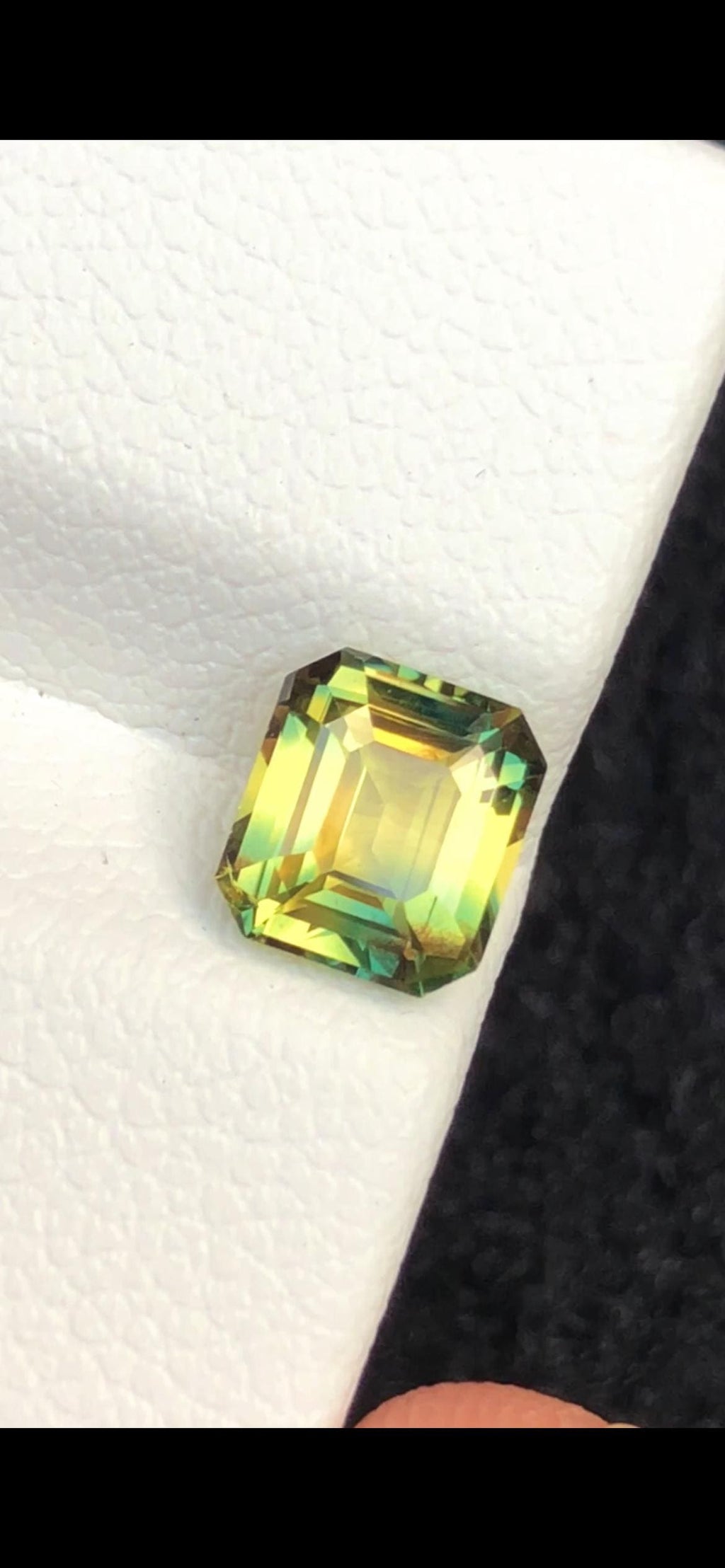 Green Sapphire 1.27ct Octagonal Cut Madagascar No-Heat Certified