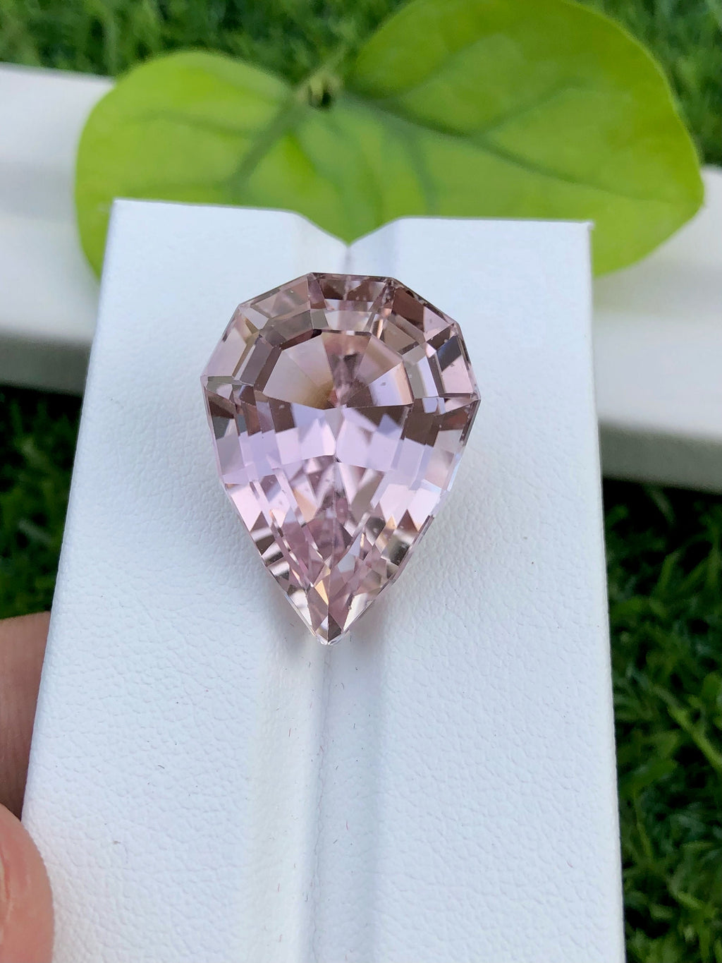 Reddish Pink Kunzite Gemstone: Pear Faceted Jewelry Stone, 32.20 CT