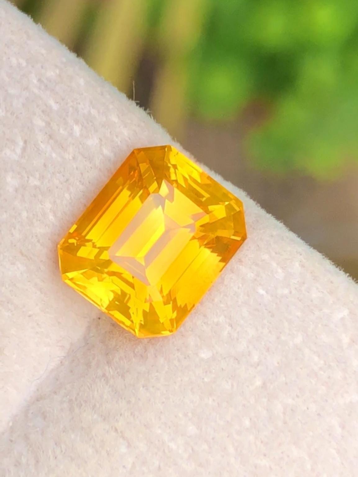 Yellow Sapphire 3.52 ct Emerald Octagonal Cut Madagascar With Certificate