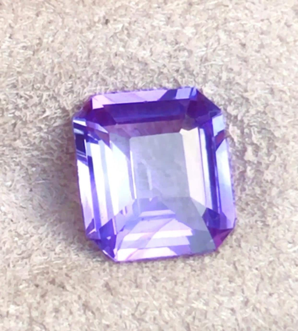 A masterpiece of nature, Certified spinel refined for those who appreciate true beauty.