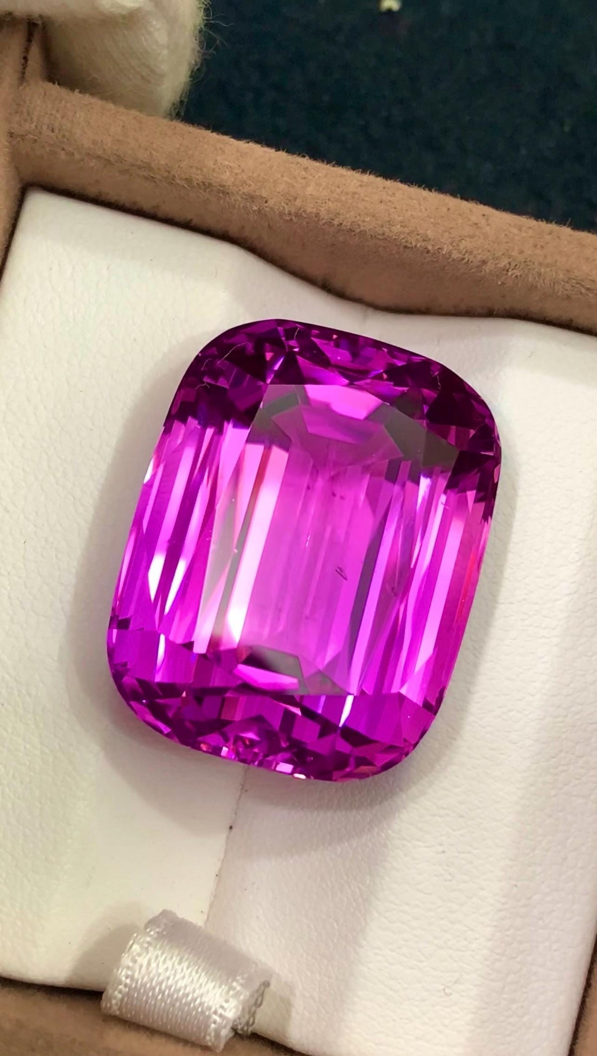 Pink Kunzite 85.85ct Cushion Cut Gemstone from Afghanistan – Elegant Sparkling Pink Gem