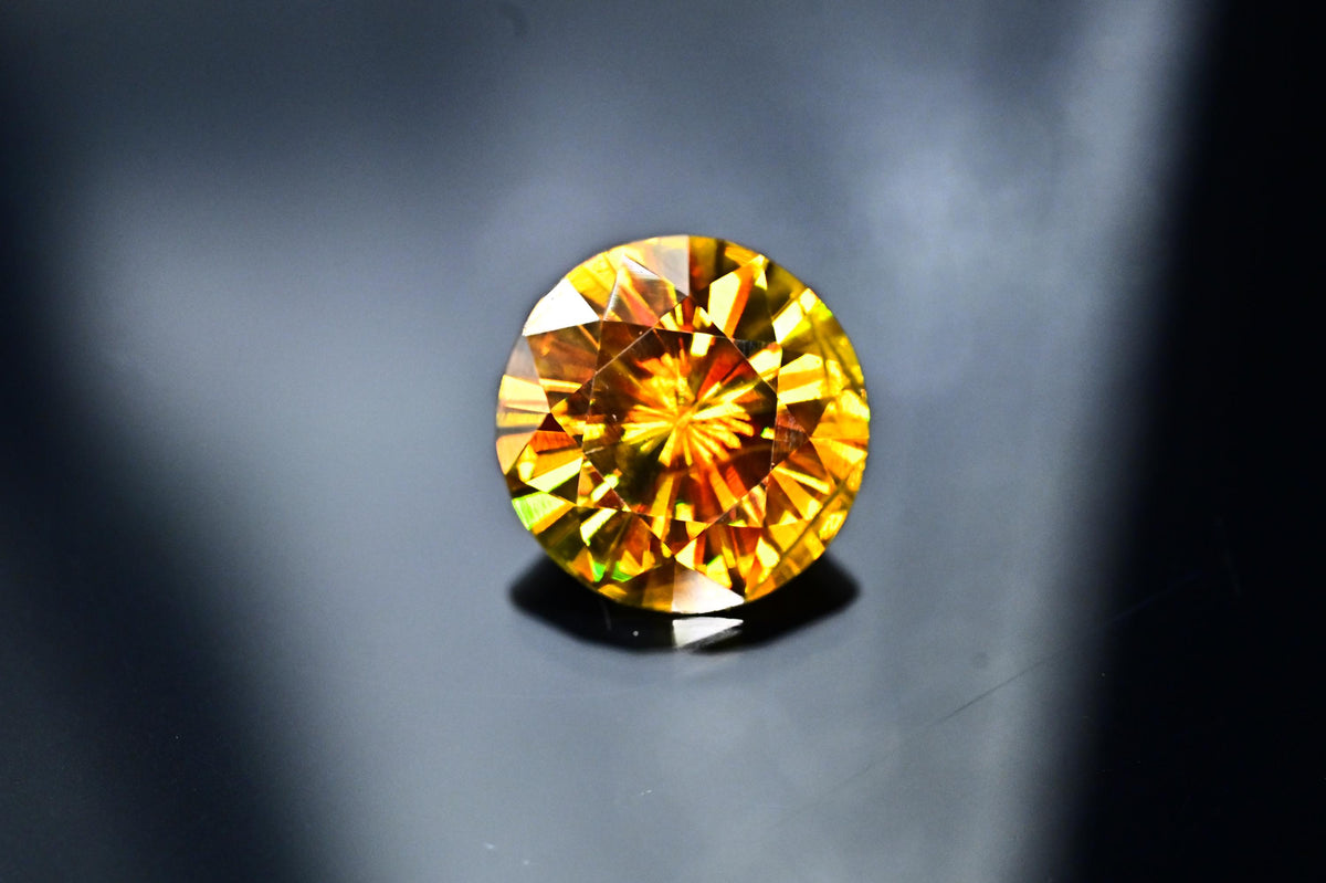 Round Cut Sphene Gemstone: 5.40 CT Natural Titanite Stone