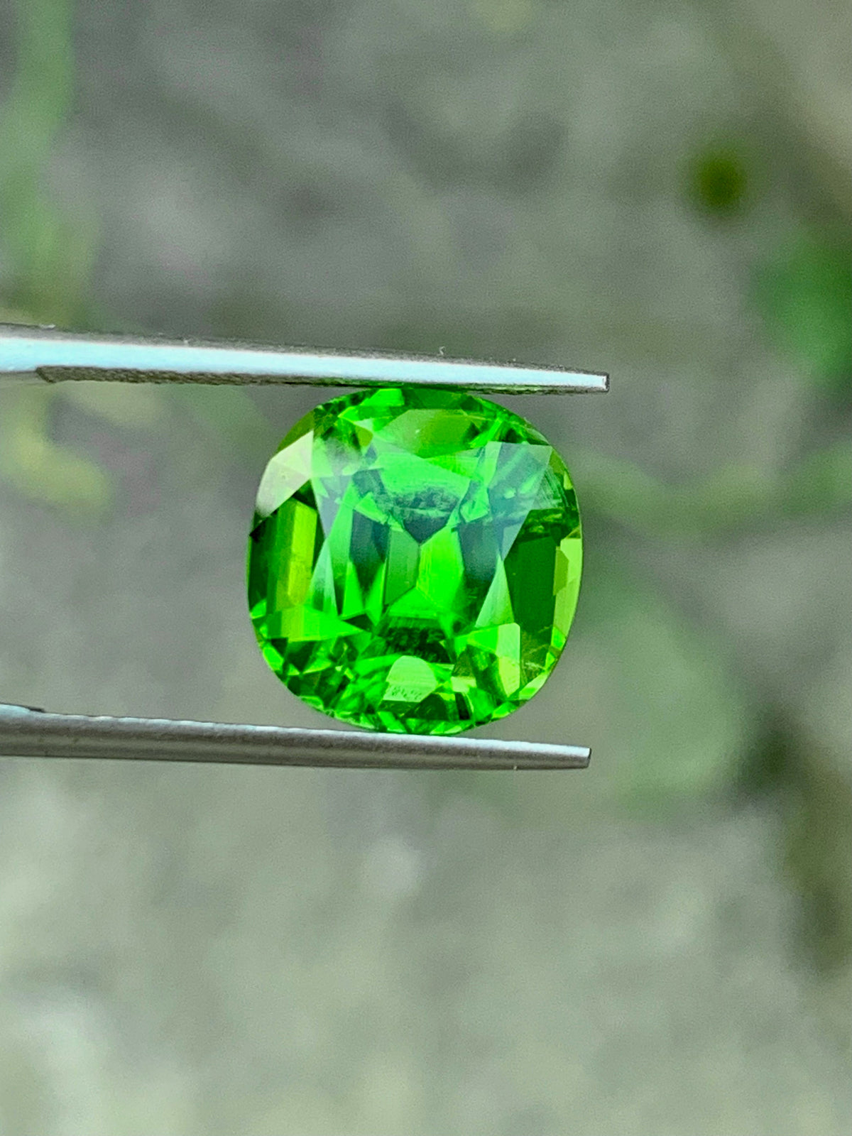 Olive Green Peridot Gemstone: 6.35 CT Natural Cushion Cut
